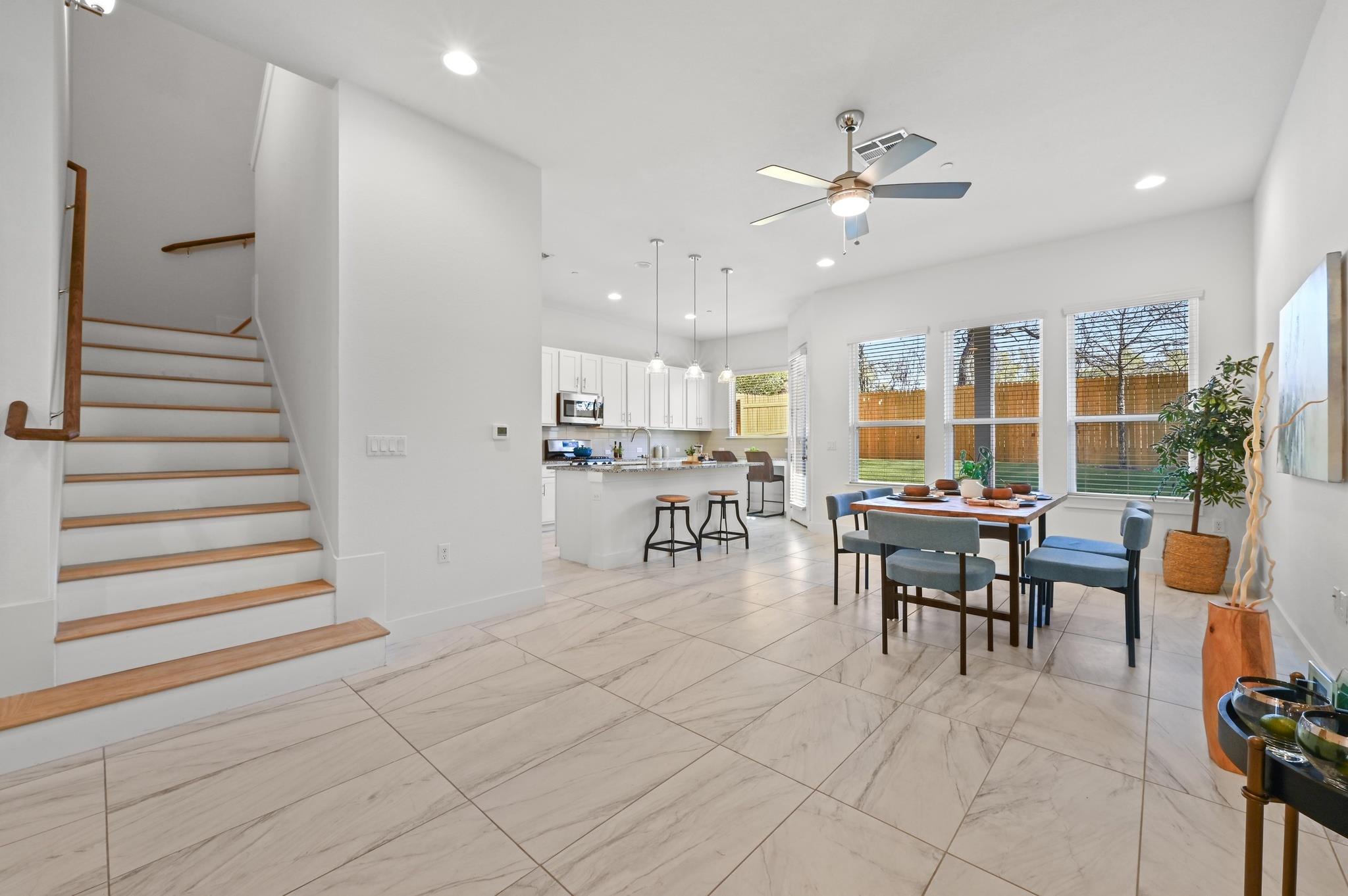 8922 Menchaca Rd # 303, Austin, TX 78748