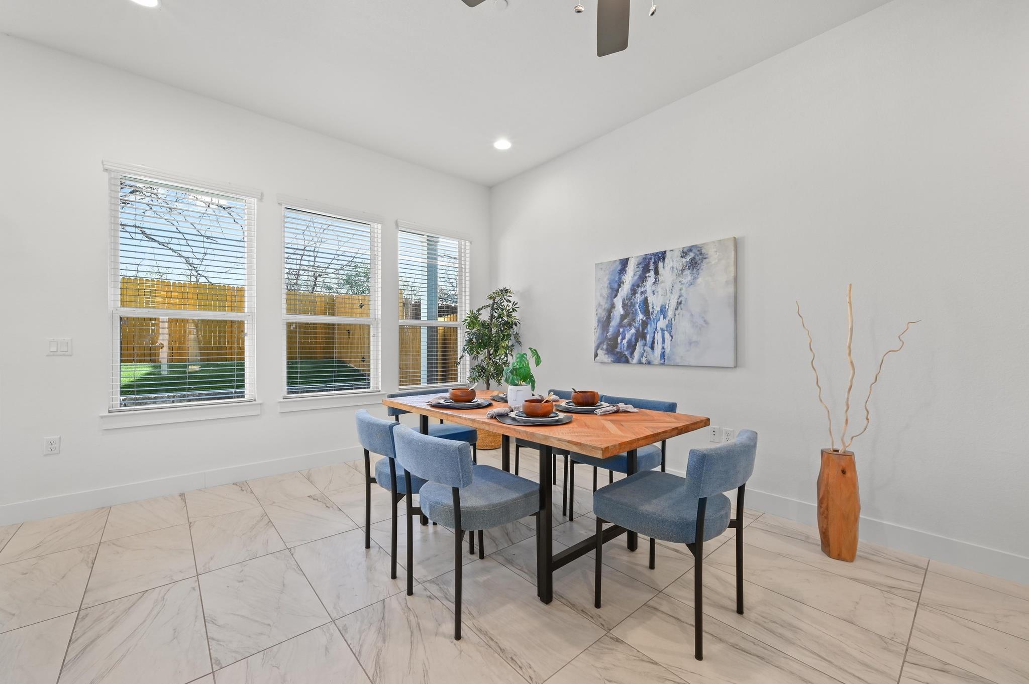 8922 Menchaca Rd # 303, Austin, TX 78748