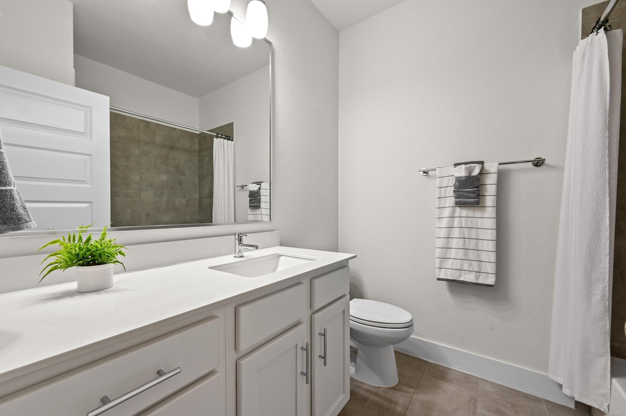 8922 Menchaca Rd # 303, Austin, TX 78748