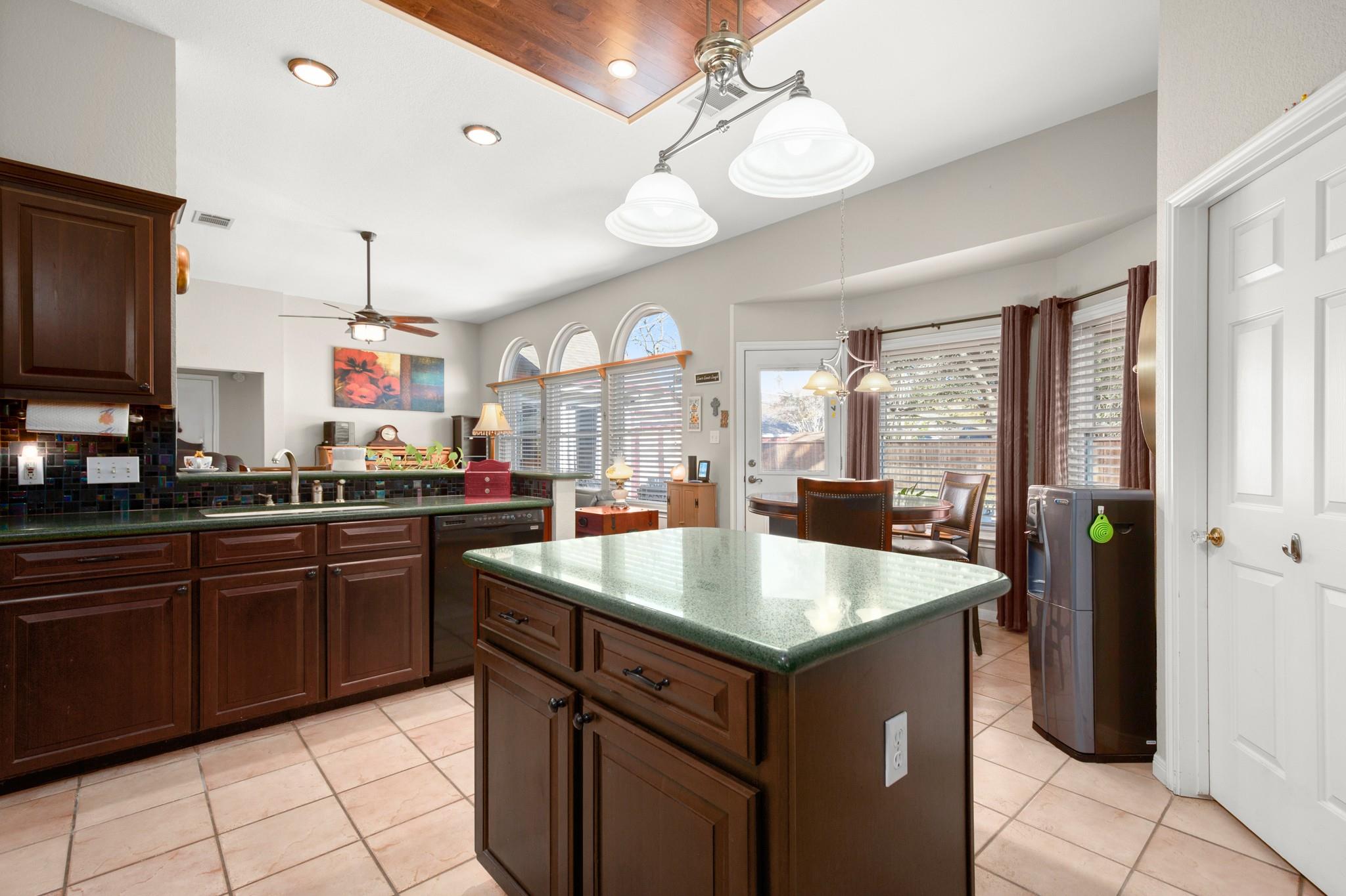 506 Cedar Ln, Pflugerville, TX 78660