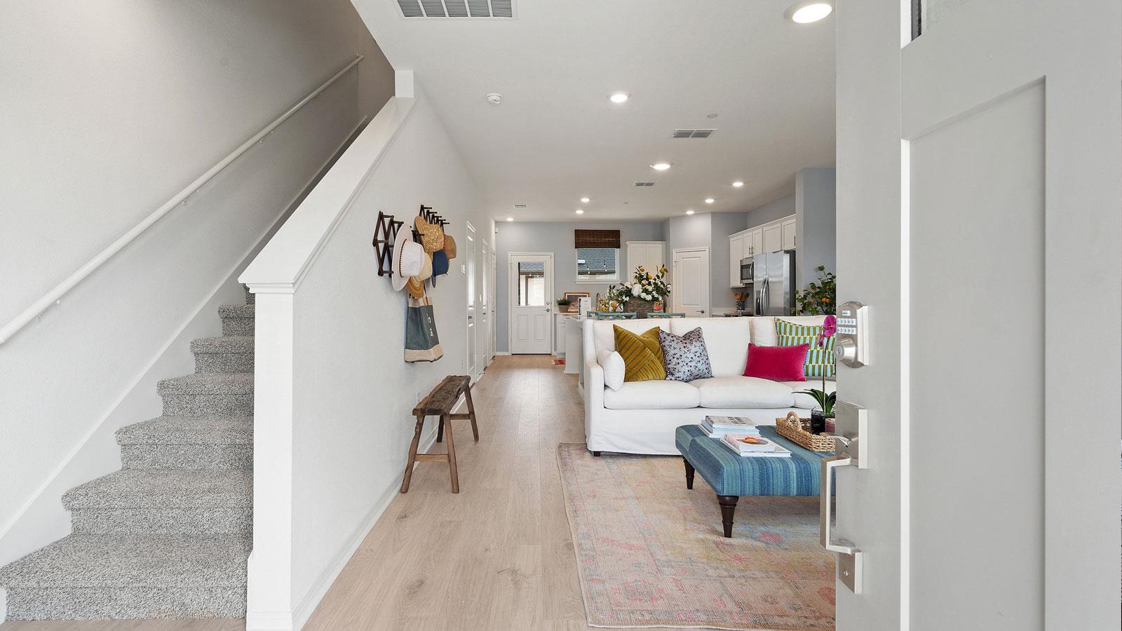 2523 Violet Theo Ln, Round Rock, TX 78665