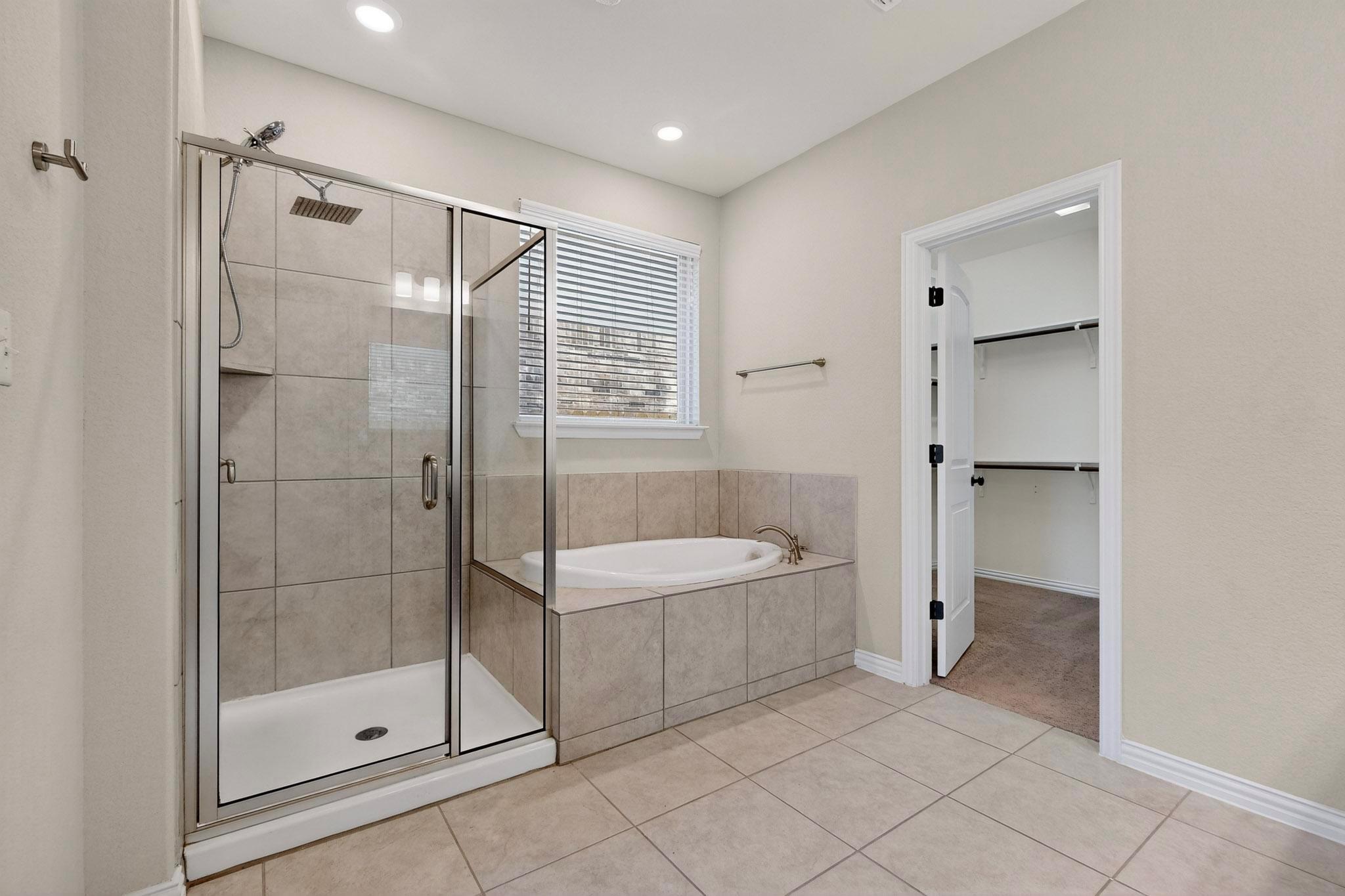 12605 Iron Bridge Dr, Manchaca, TX 78652