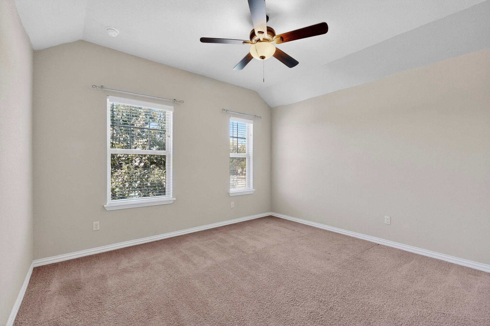 12605 Iron Bridge Dr, Manchaca, TX 78652