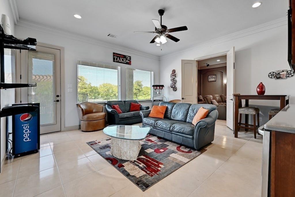 7300 Gilbert Rd, Manor, TX 78653