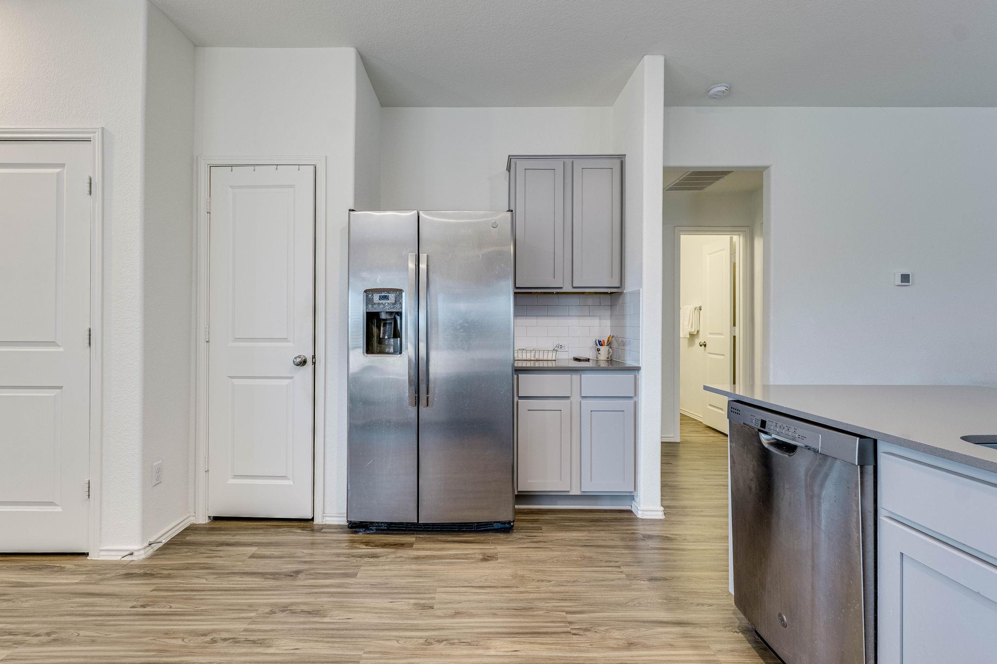 557 Greatest Gift Way, Jarrell, TX 76537