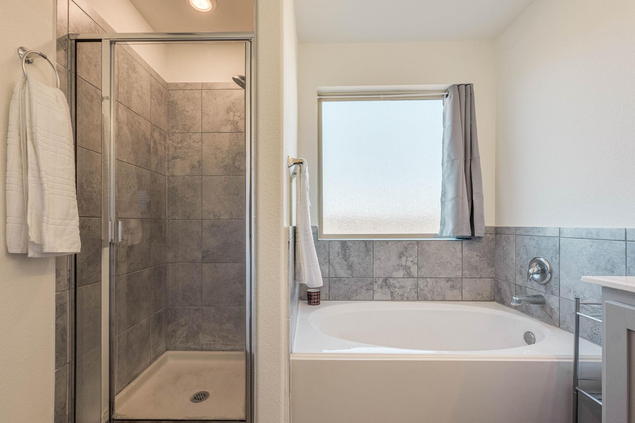 557 Greatest Gift Way, Jarrell, TX 76537