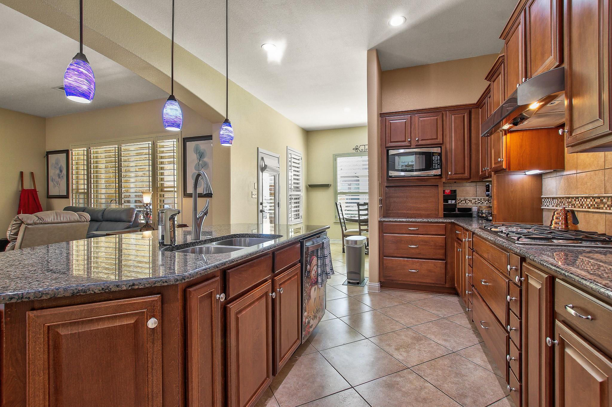 1841 Harvest Dance Dr, Leander, TX 78641