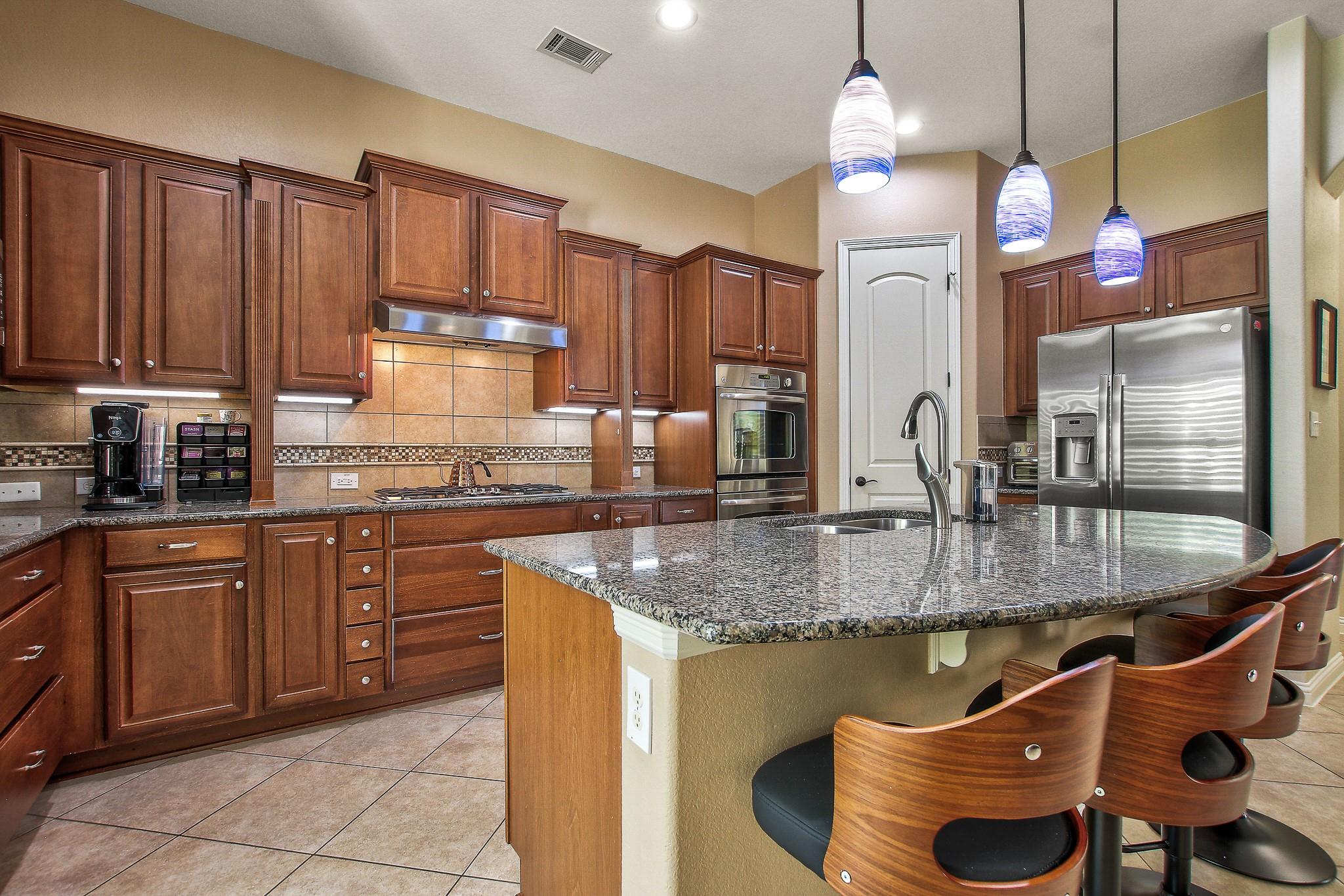 1841 Harvest Dance Dr, Leander, TX 78641