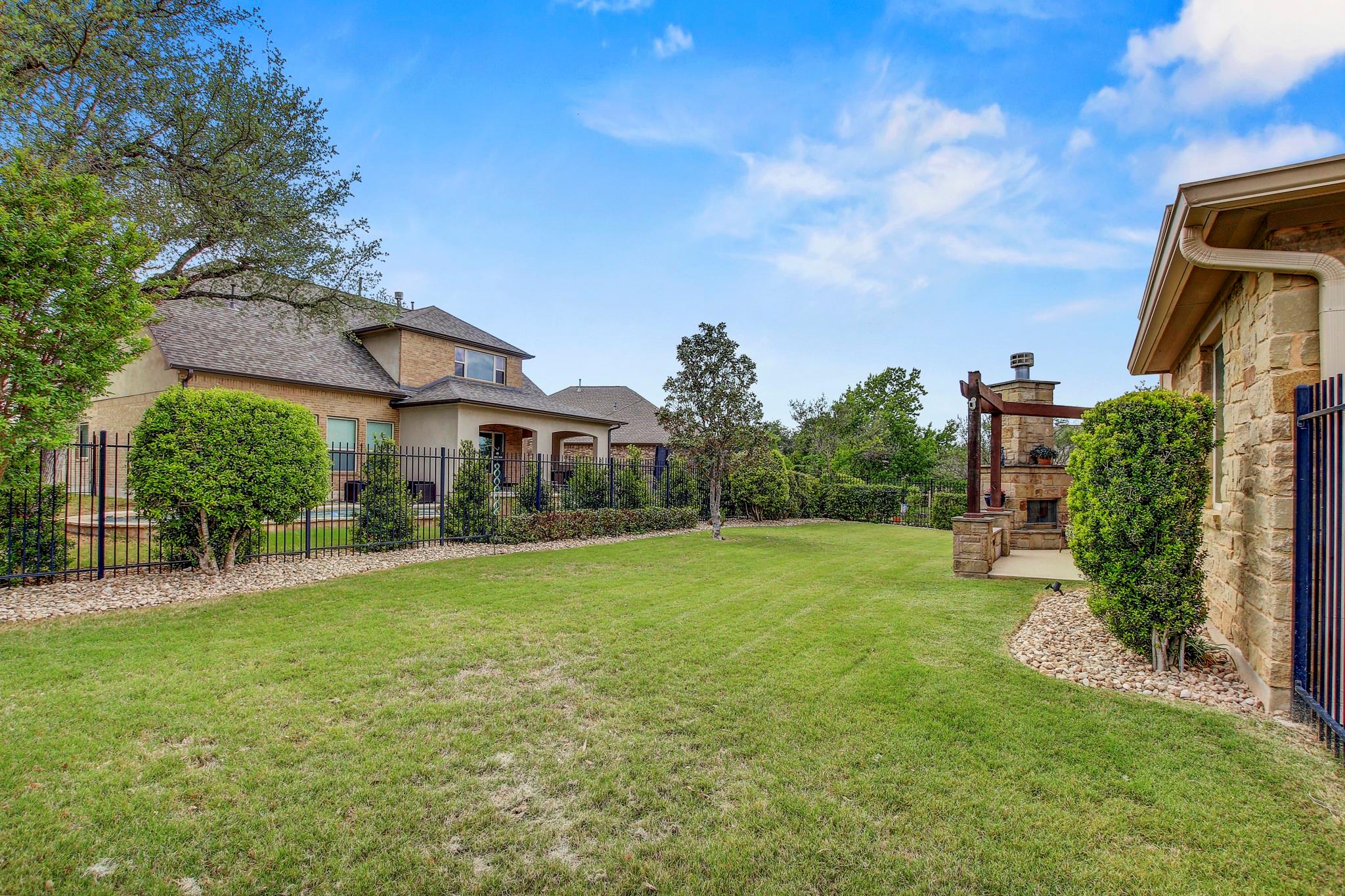 1841 Harvest Dance Dr, Leander, TX 78641