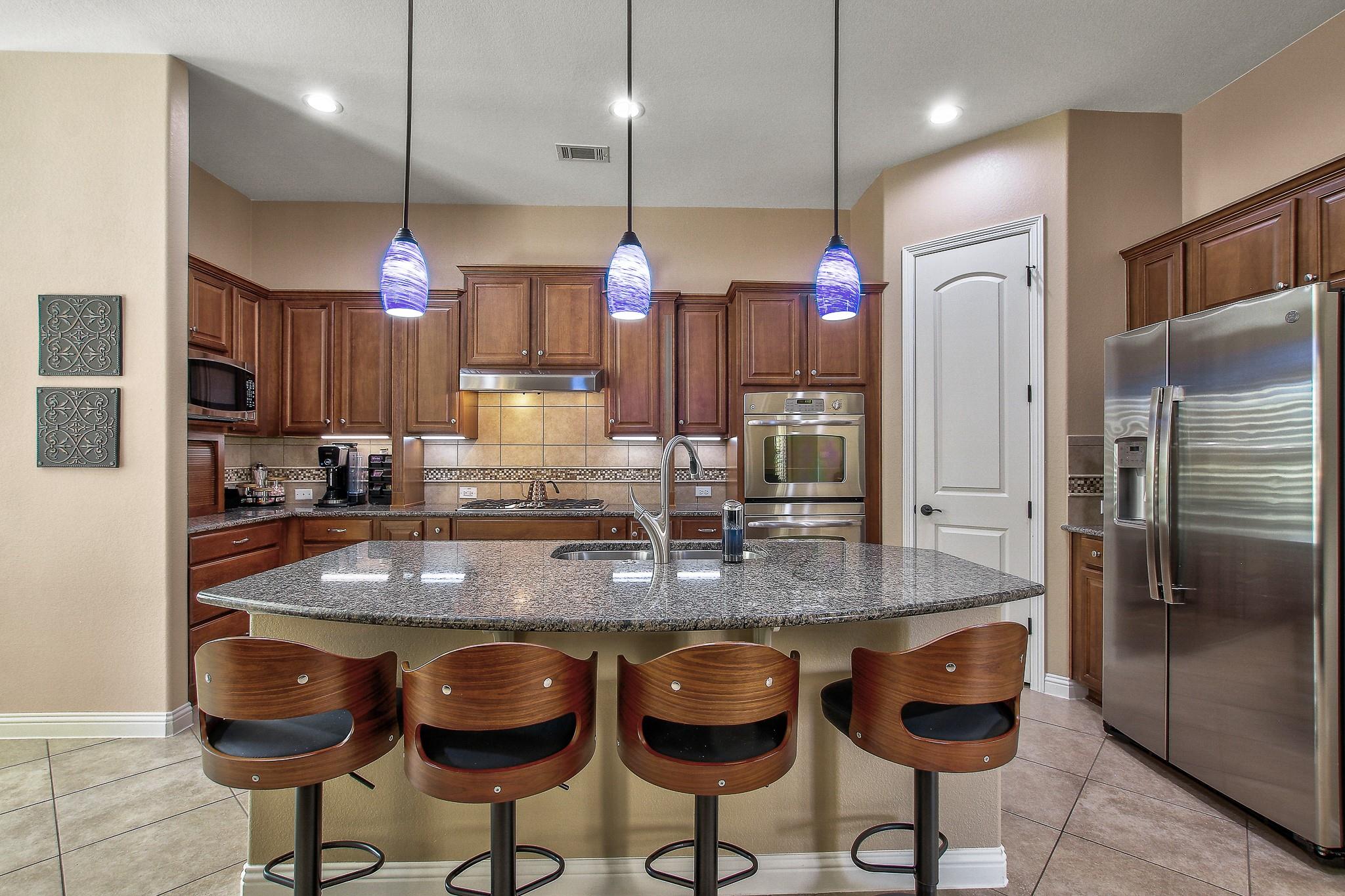 1841 Harvest Dance Dr, Leander, TX 78641