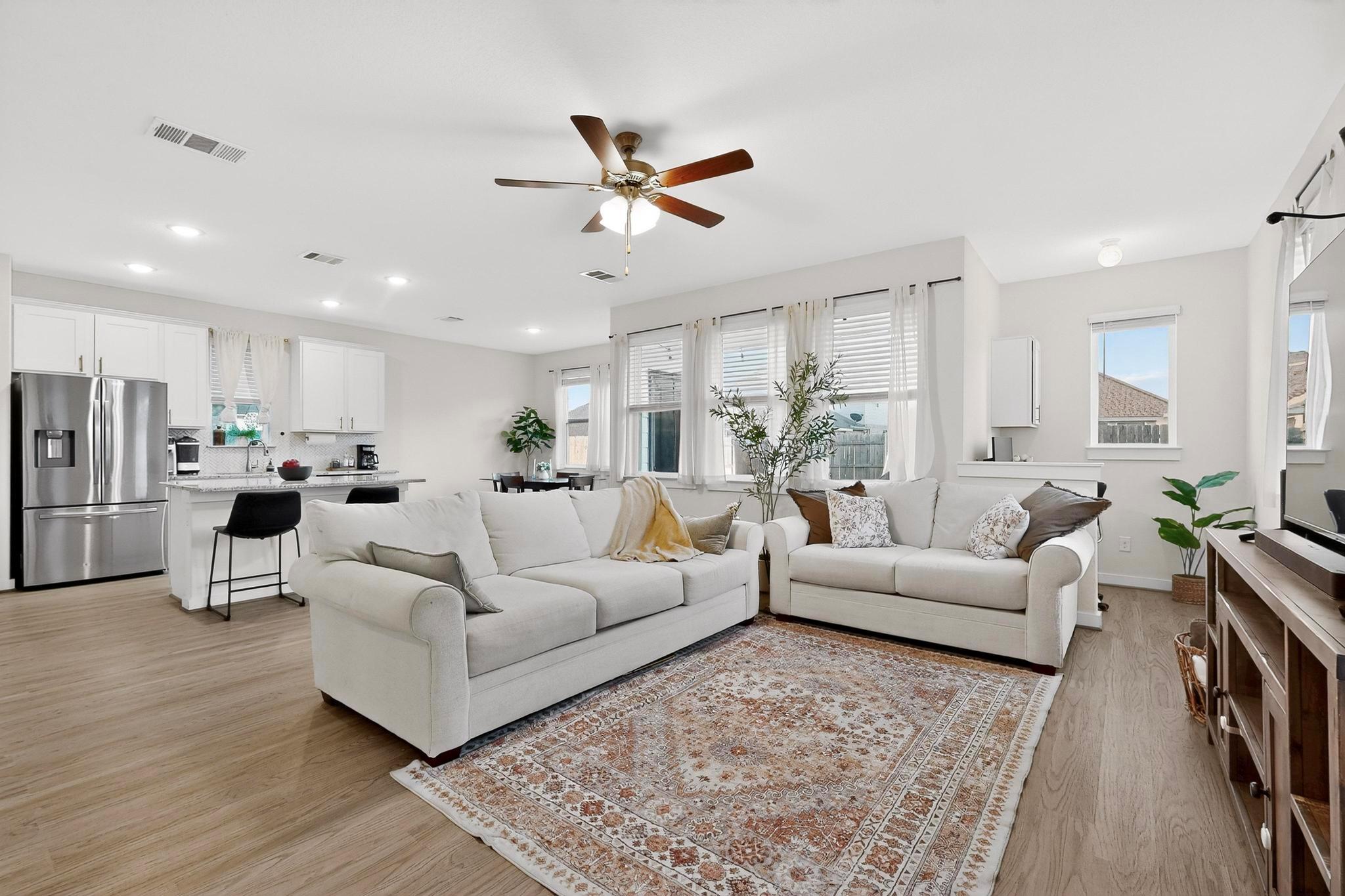 639 Pheasant Hill Ln, Georgetown, TX 78628