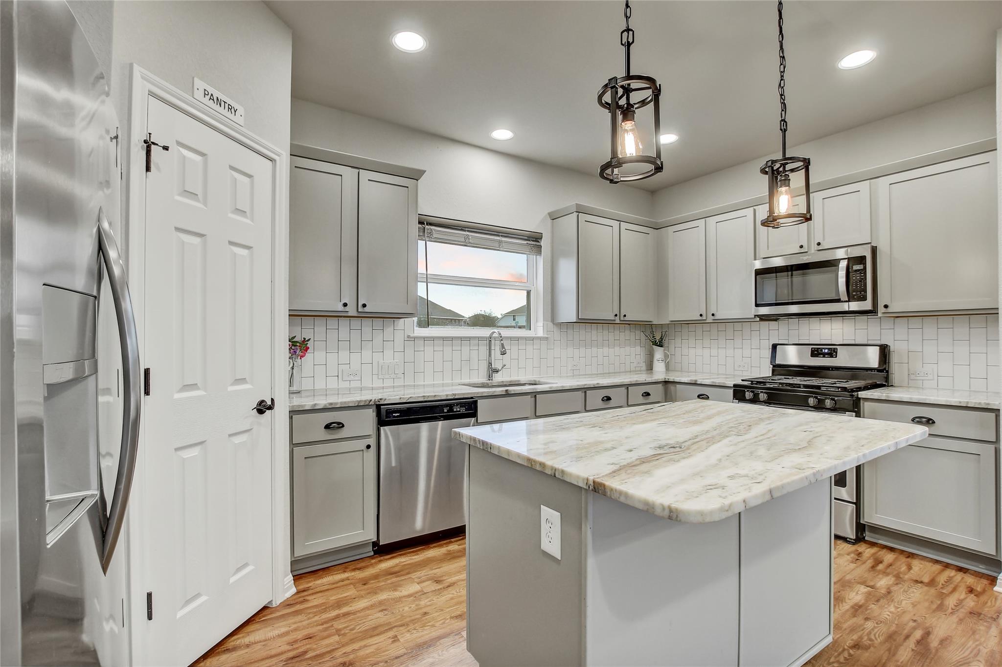 3801 Birdwatch Loop # 48, Pflugerville, TX 78660