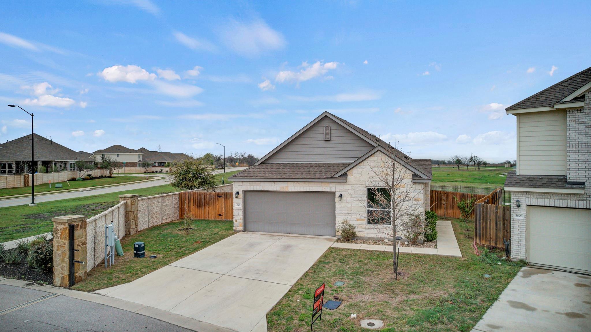 3801 Birdwatch Loop # 48, Pflugerville, TX 78660