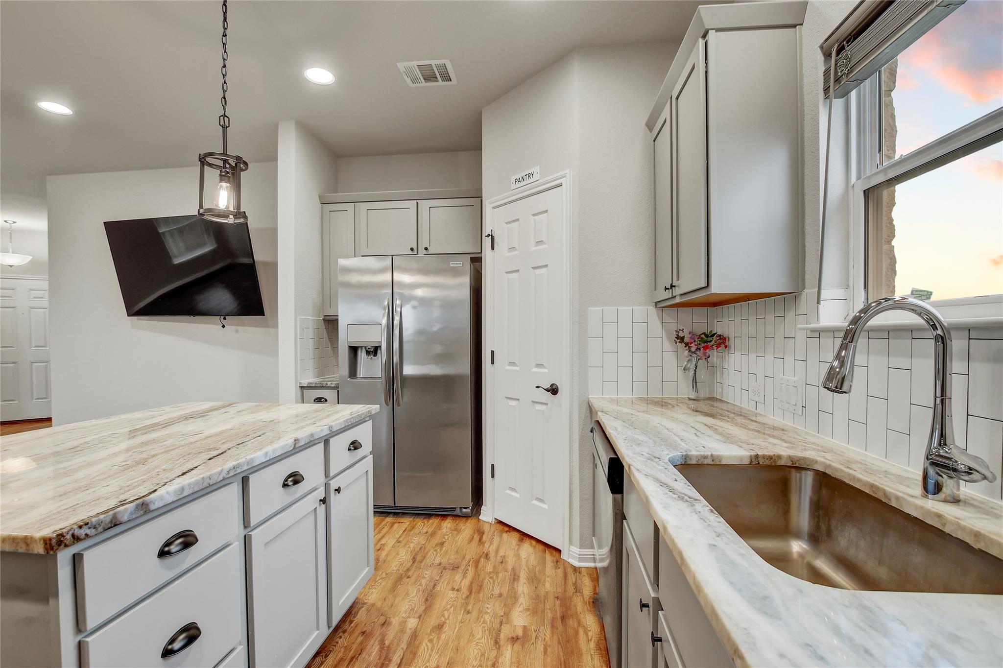 3801 Birdwatch Loop # 48, Pflugerville, TX 78660