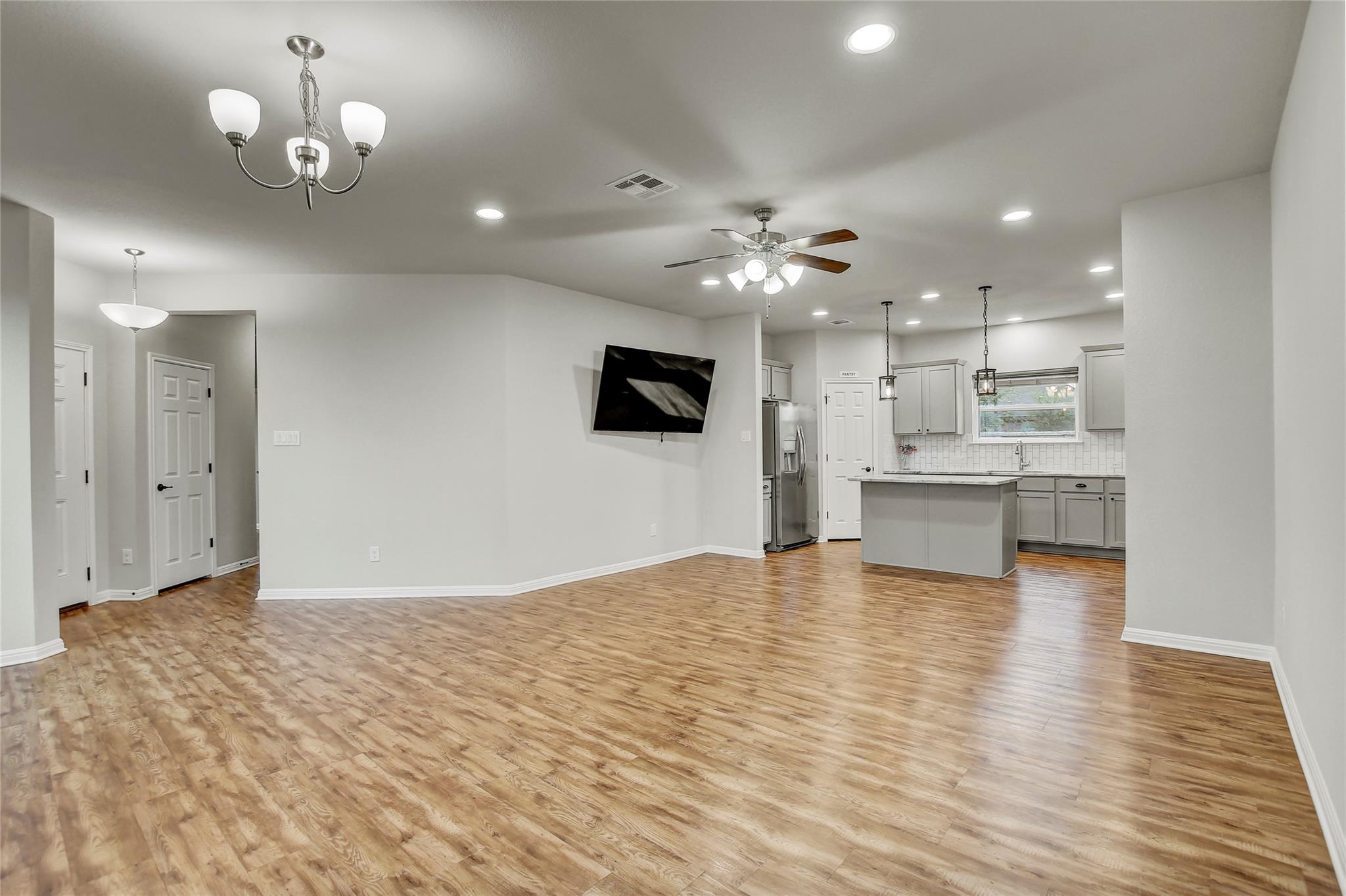 3801 Birdwatch Loop # 48, Pflugerville, TX 78660