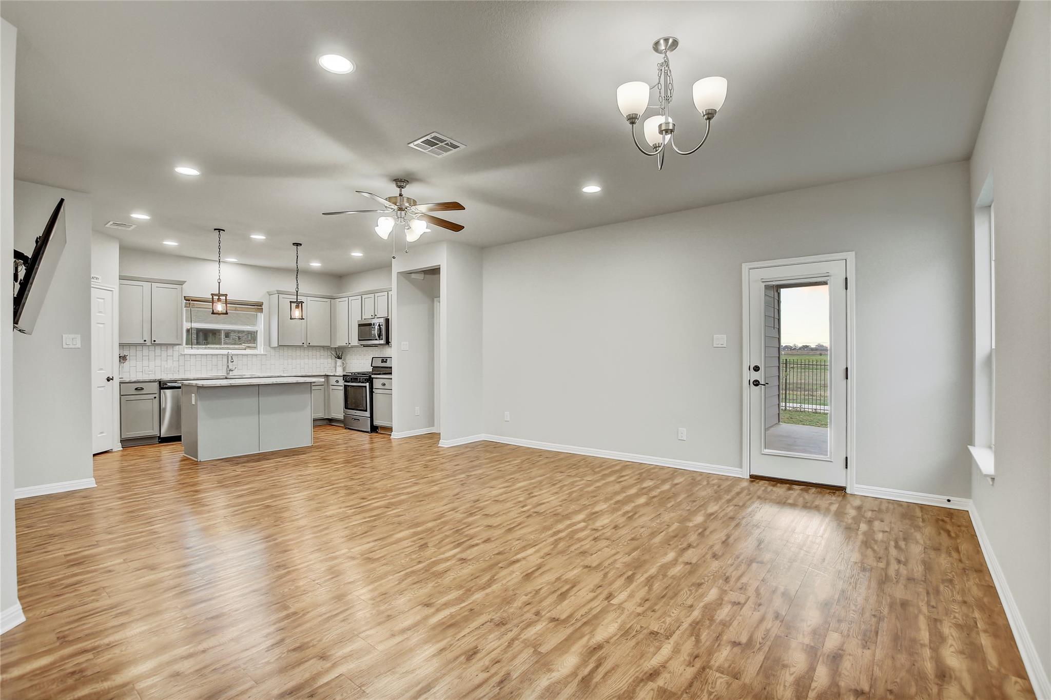 3801 Birdwatch Loop # 48, Pflugerville, TX 78660