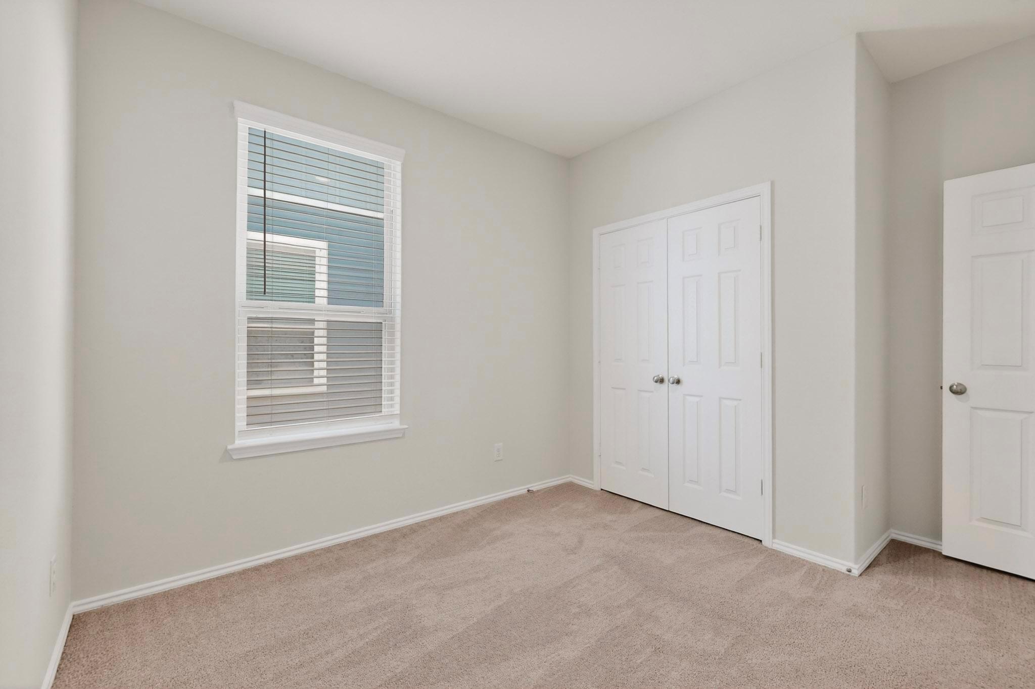 429 Stone Water Ln, Jarrell, TX 76588