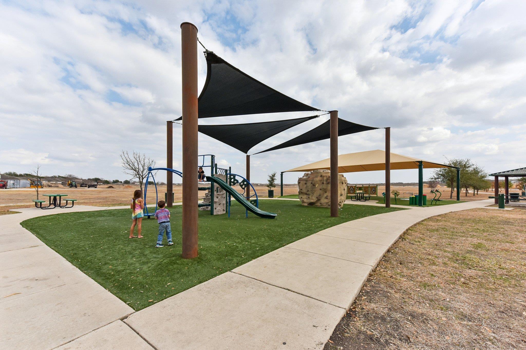 901 E Whispering Hollow Dr, Kyle, TX 78640