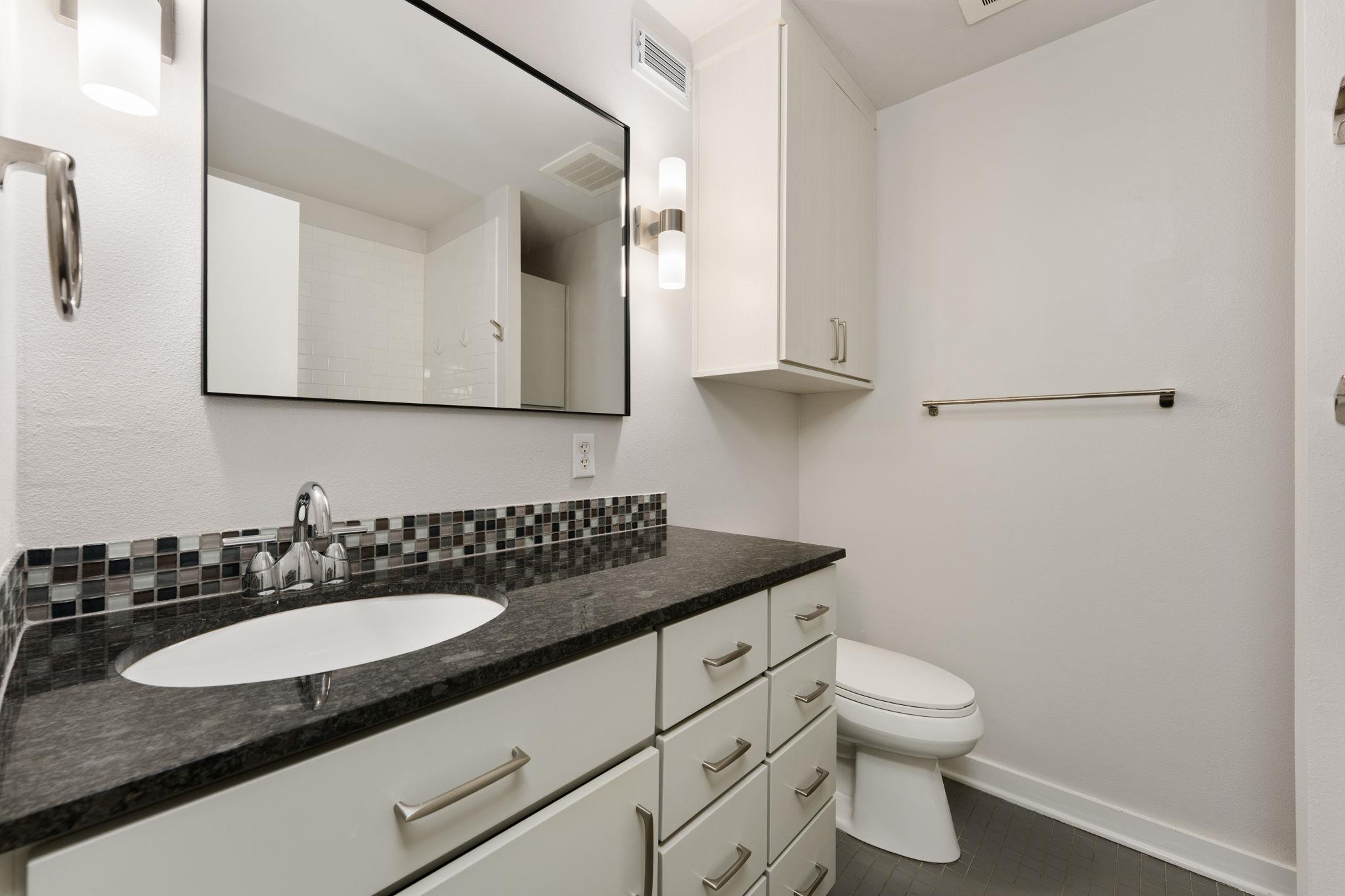 2200 Dickson Dr # 119, Austin, TX 78704