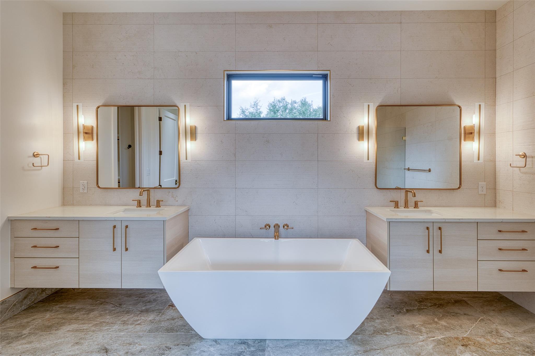 3504 Bay West Blvd, Horseshoe Bay, TX 78657