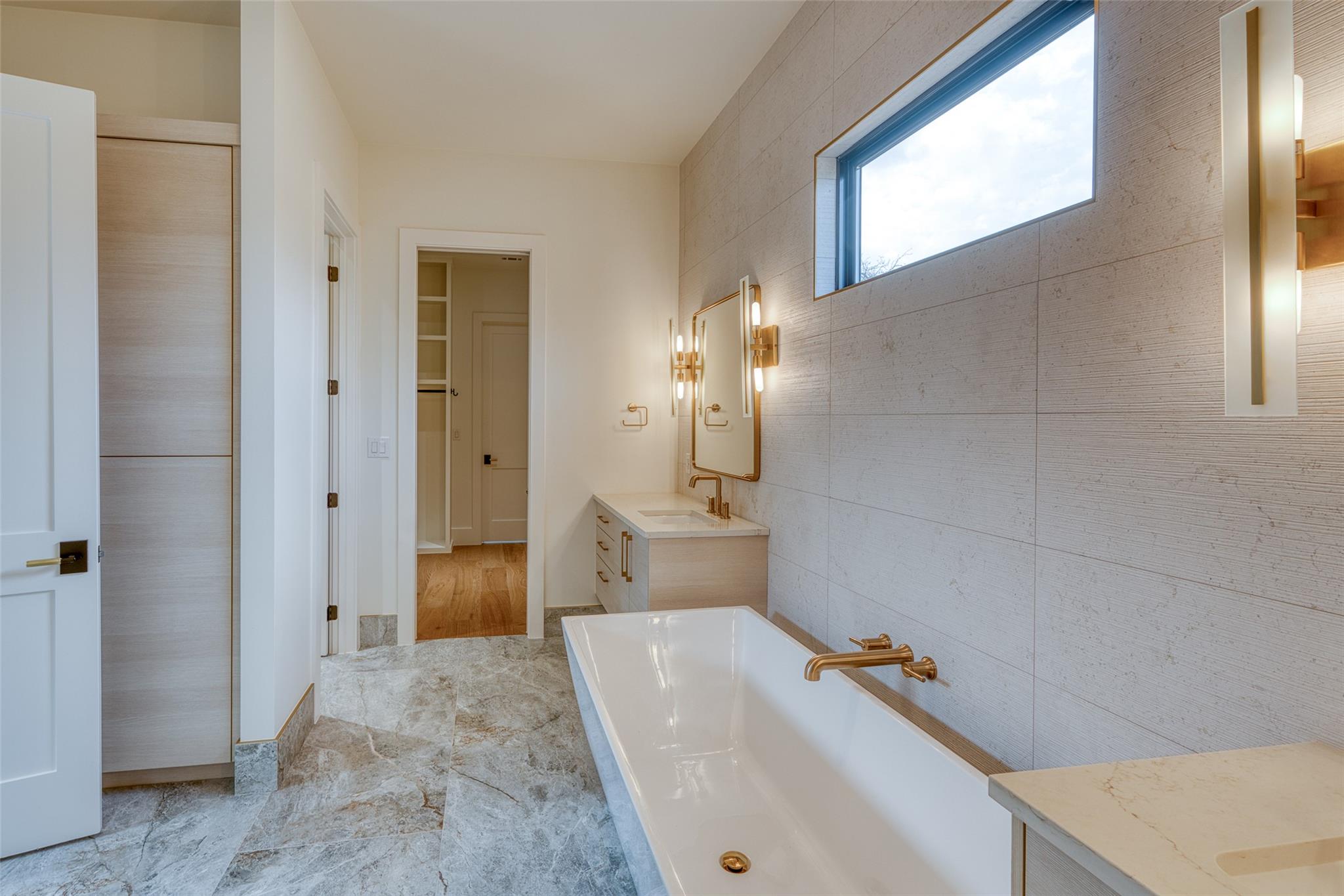 3504 Bay West Blvd, Horseshoe Bay, TX 78657