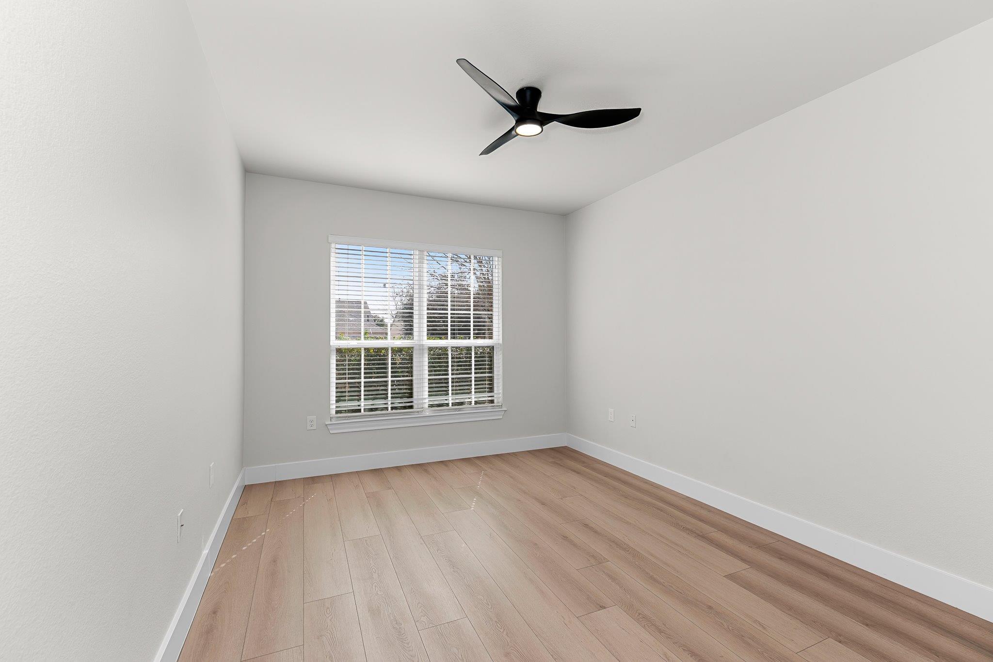 206 Armstrong Dr, Georgetown, TX 78633