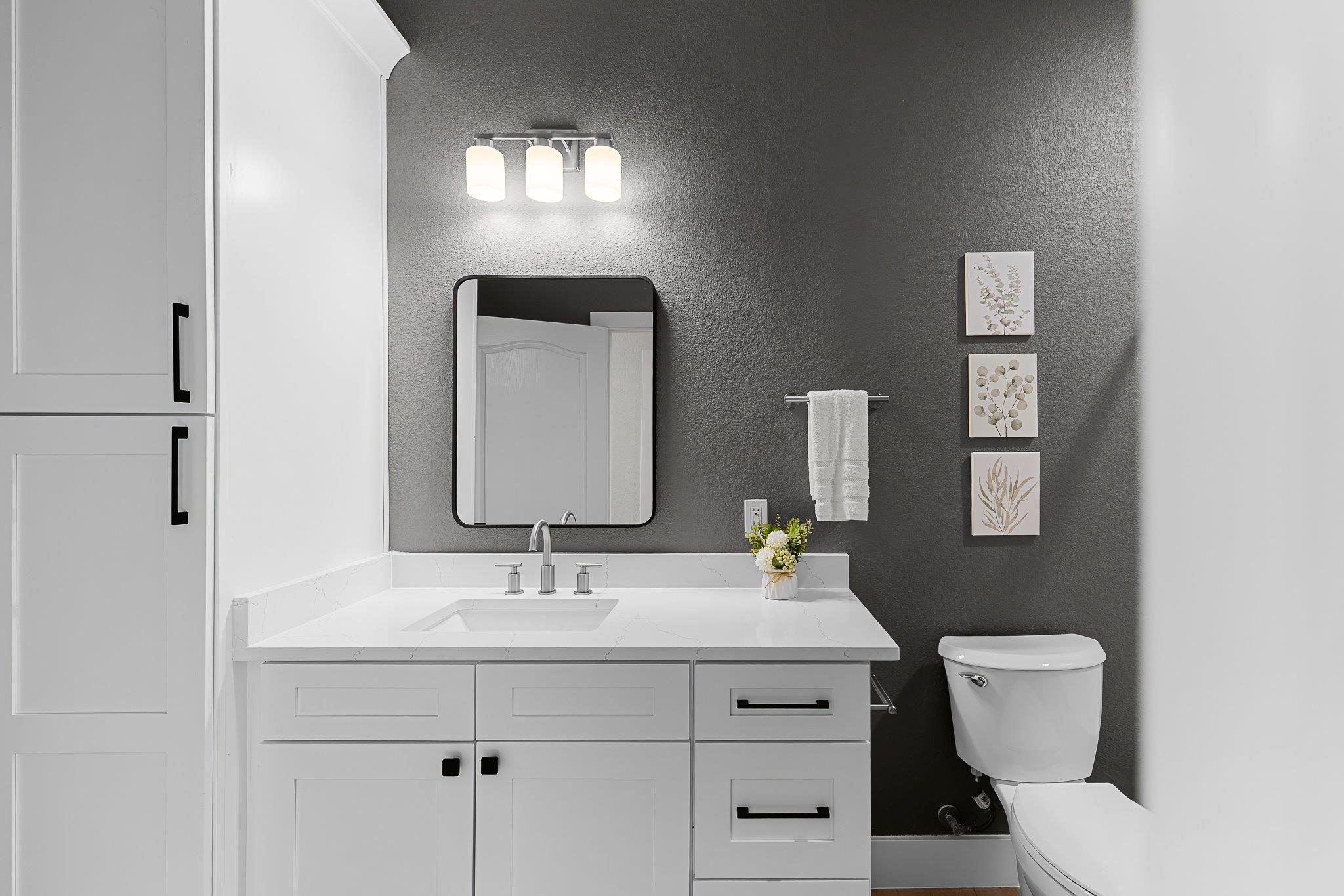 206 Armstrong Dr, Georgetown, TX 78633