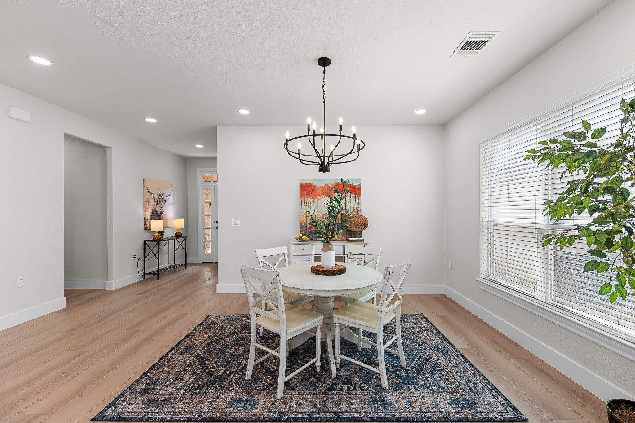 206 Armstrong Dr, Georgetown, TX 78633