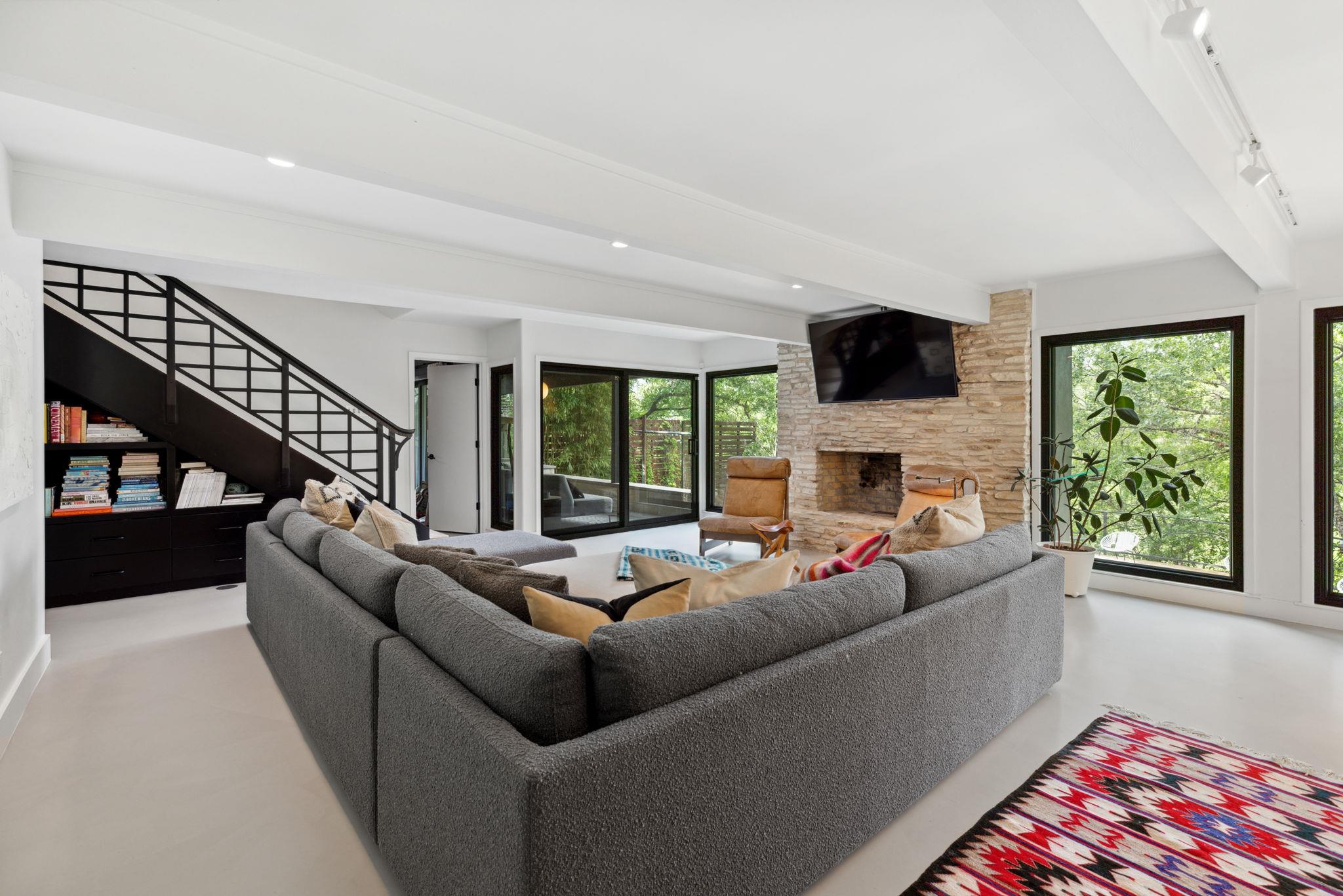 1805 Brookhaven Dr, Austin, TX 78704