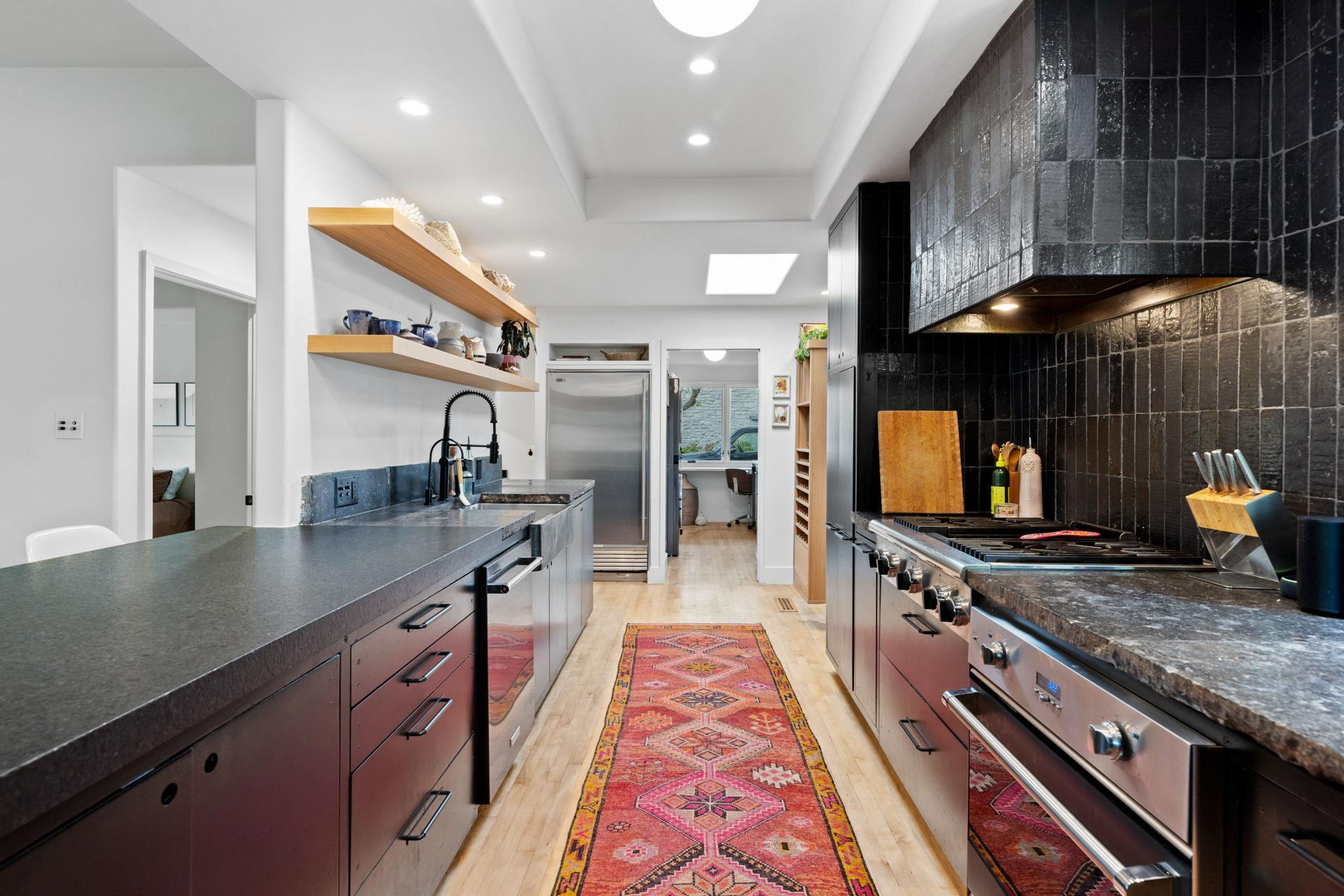 1805 Brookhaven Dr, Austin, TX 78704