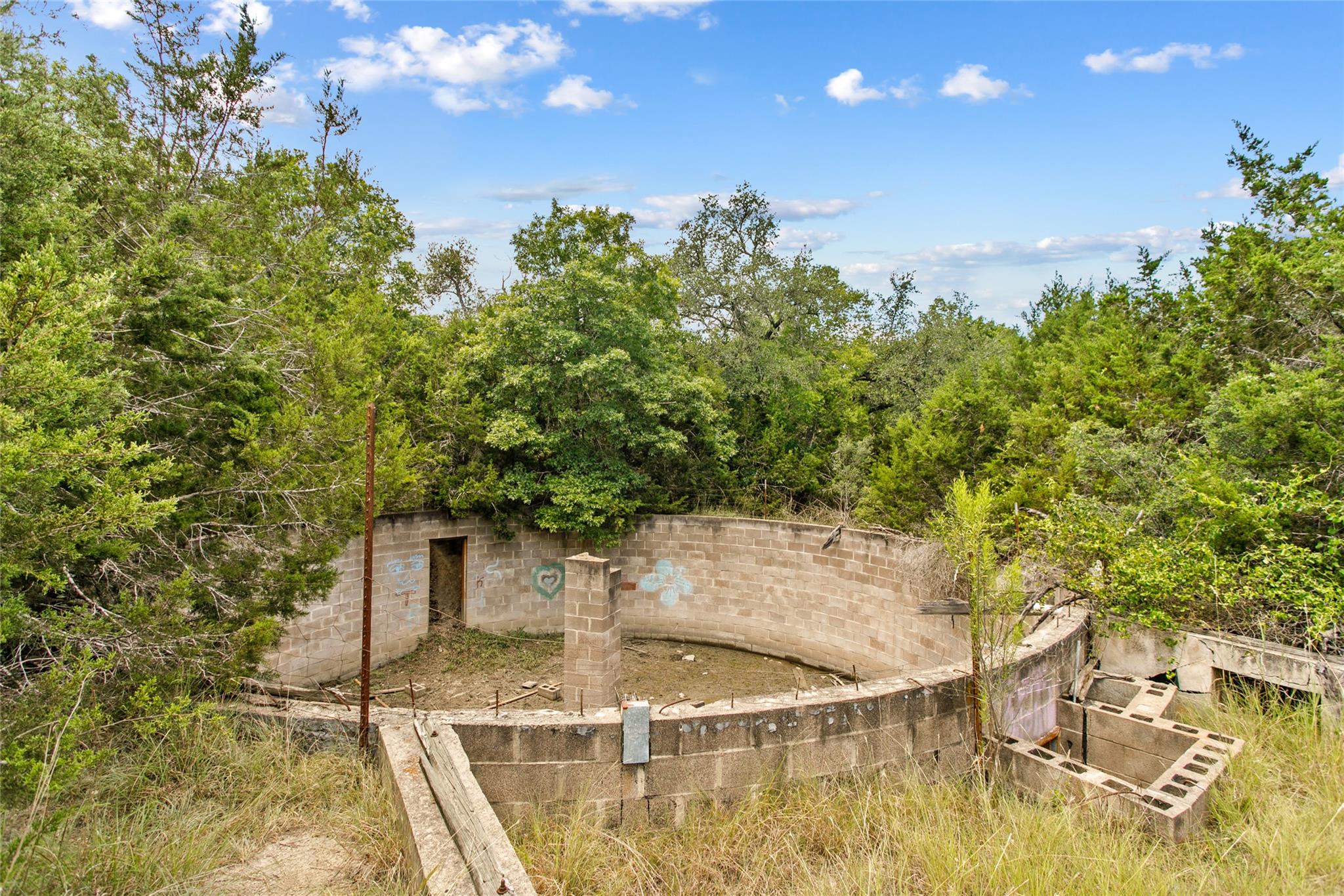 150 Oak Grove Dr, Dripping Springs, TX 78620