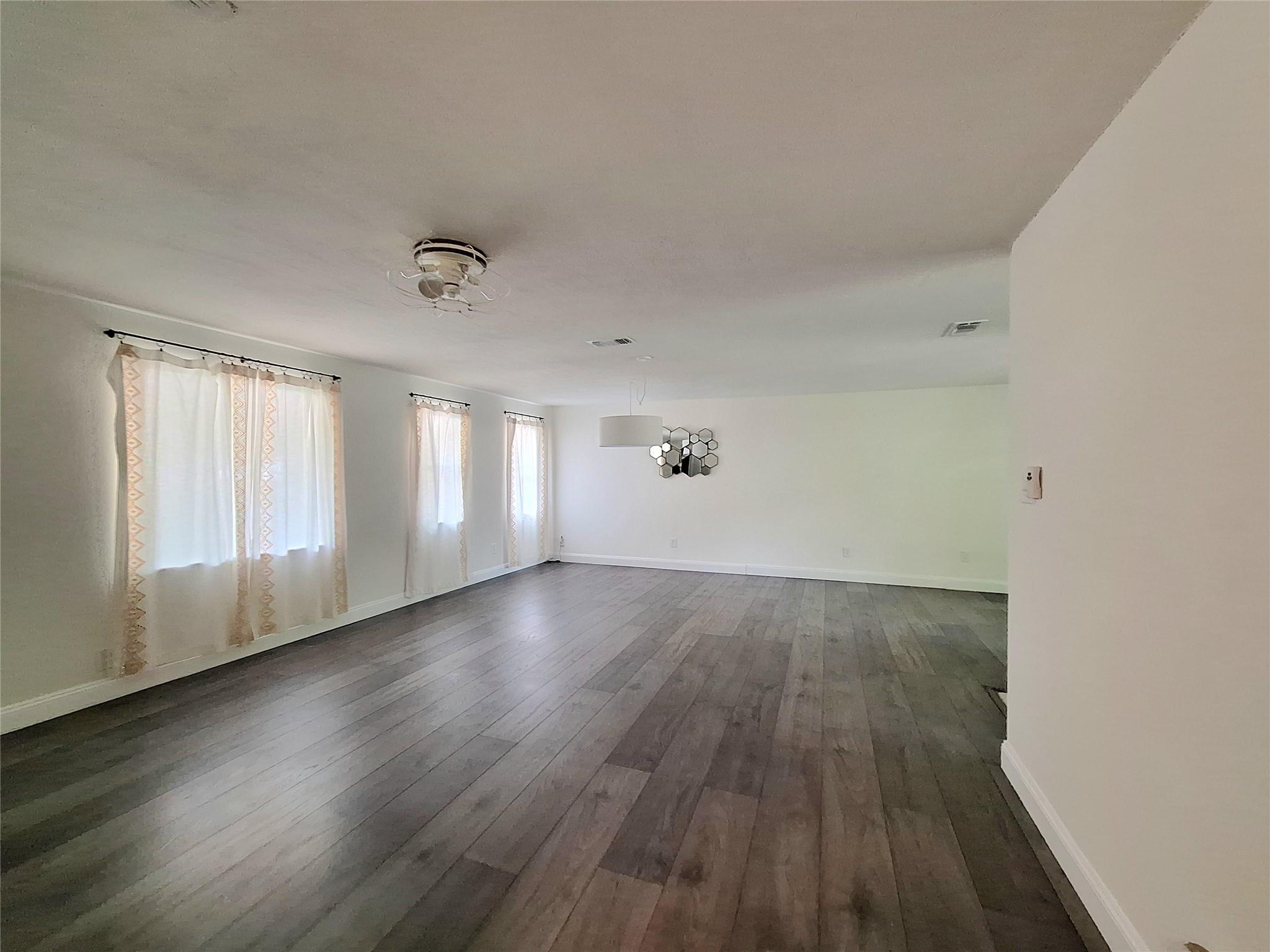 6001 Leisure Run Rd, Austin, TX 78745