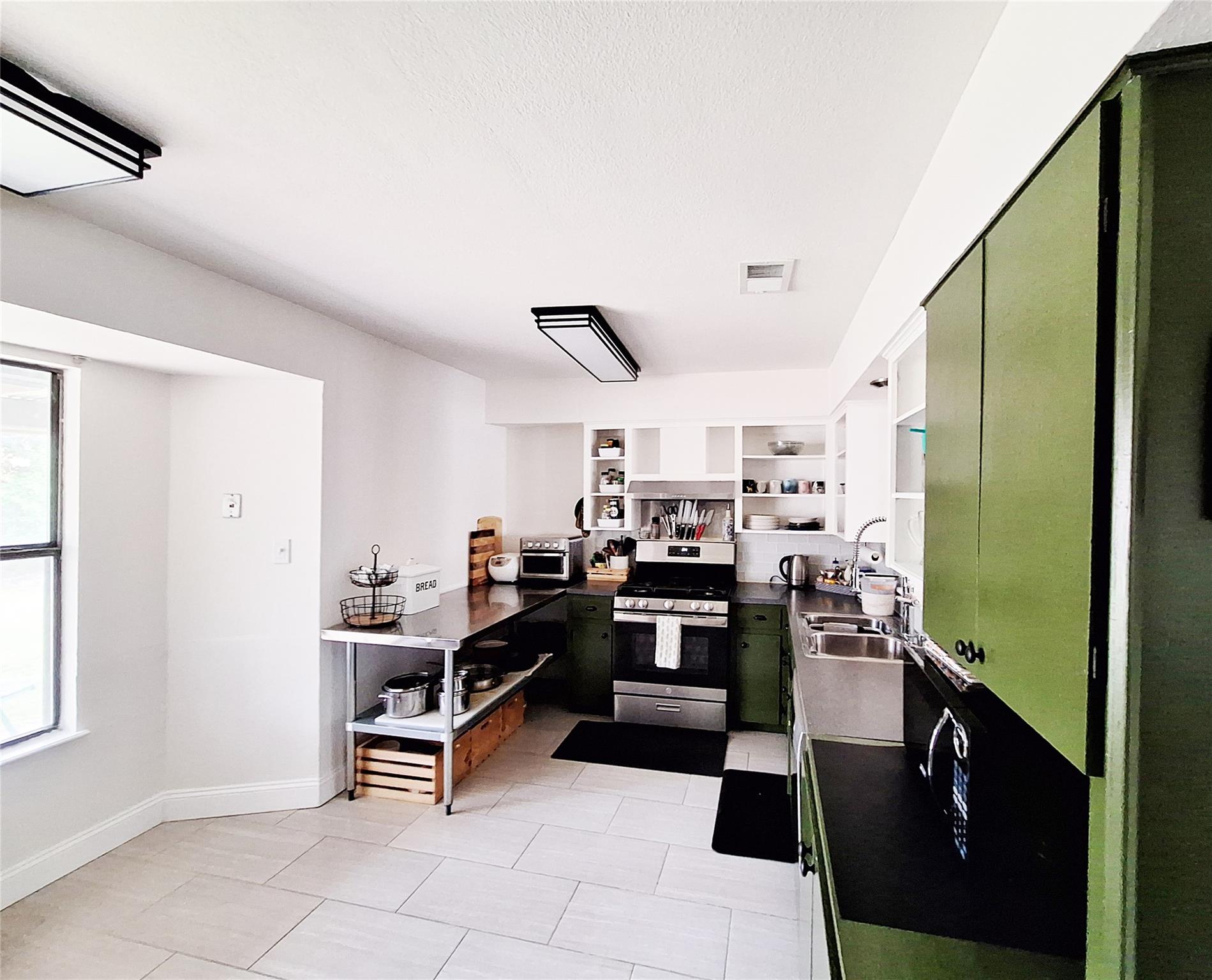 6001 Leisure Run Rd, Austin, TX 78745