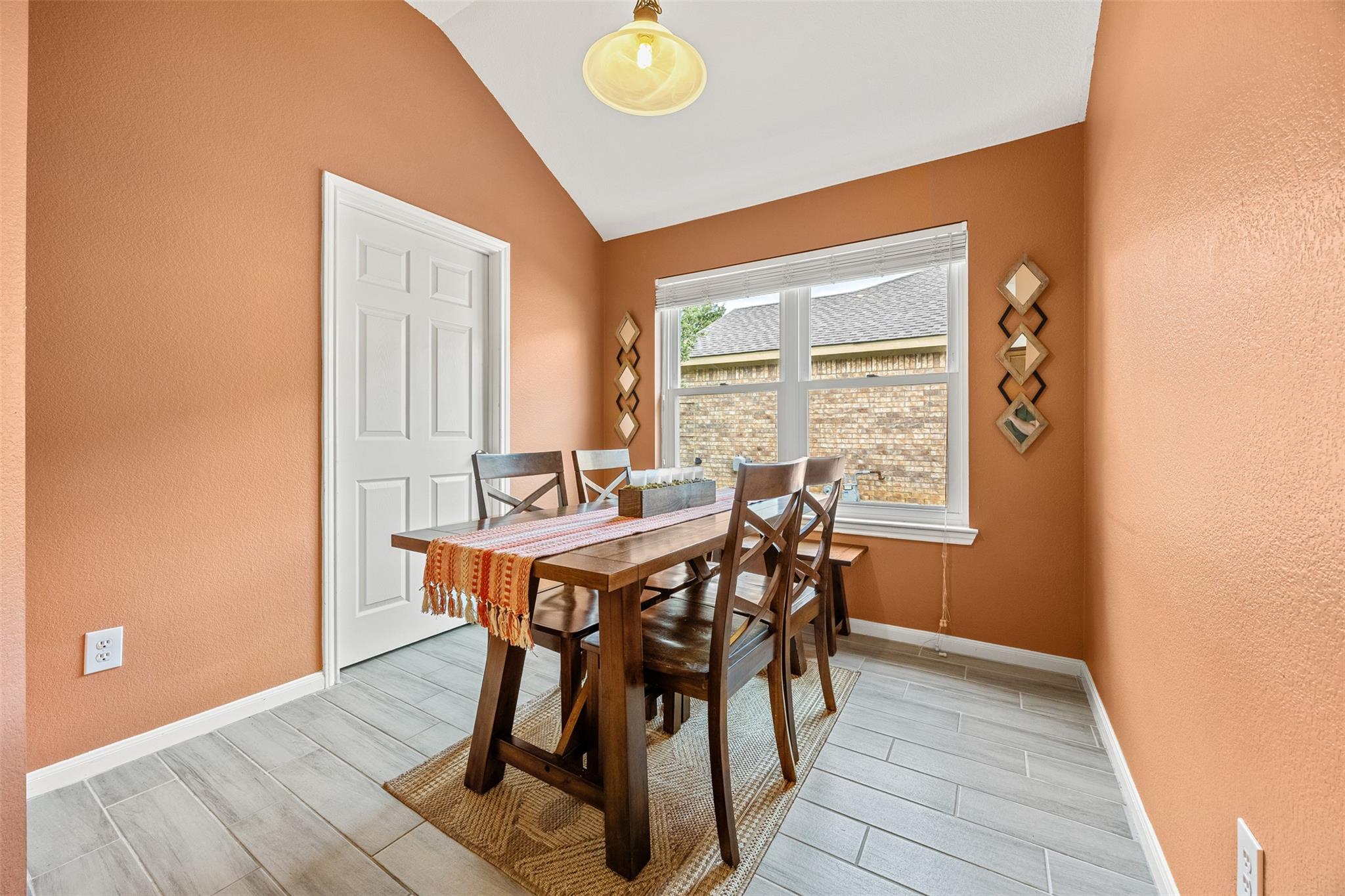 11204 Silo Valley Dr, Austin, TX 78754