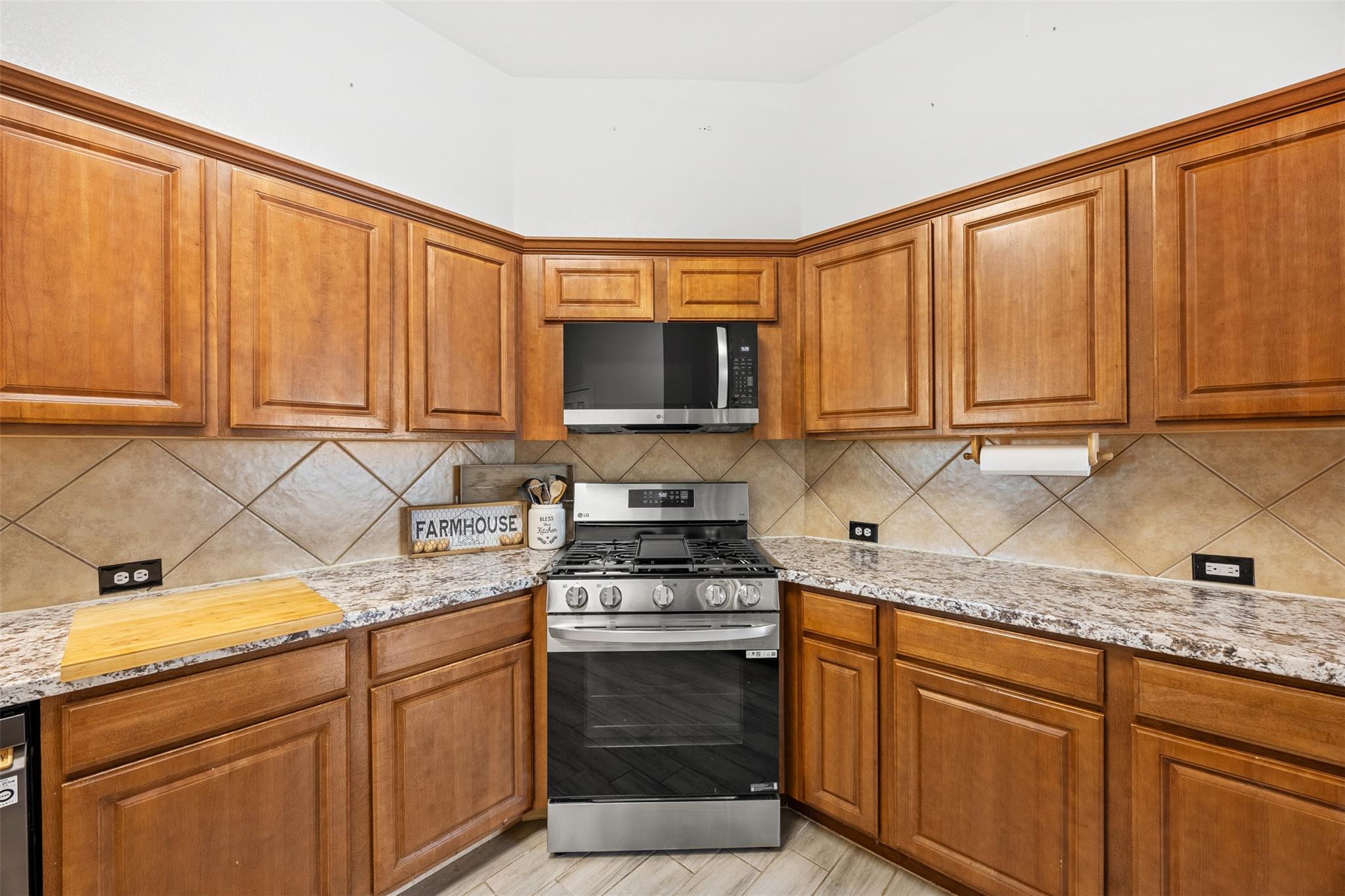 11204 Silo Valley Dr, Austin, TX 78754