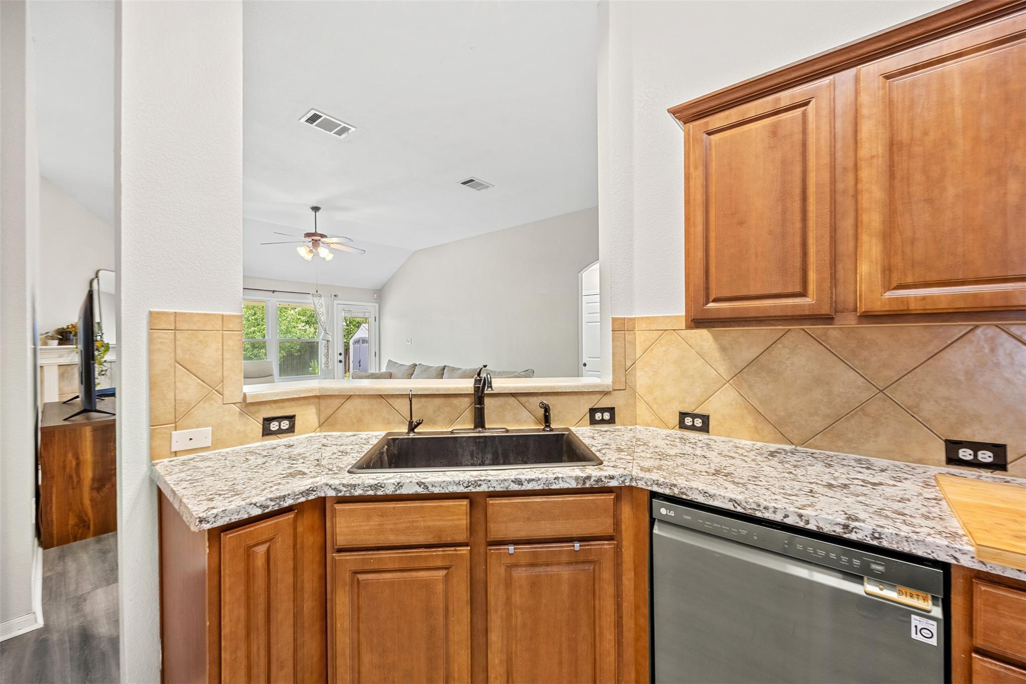 11204 Silo Valley Dr, Austin, TX 78754