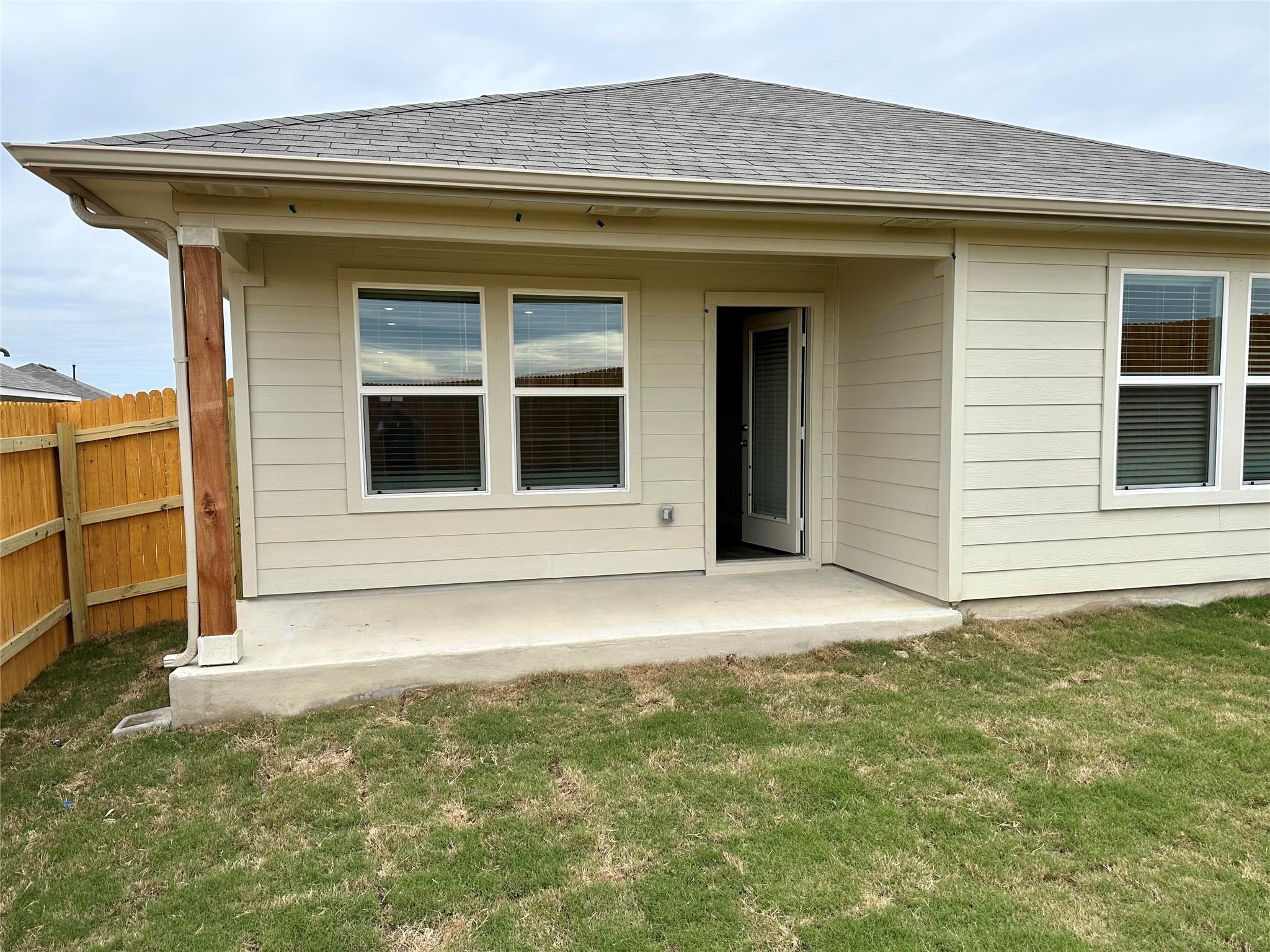 308 Globe Mallow Cir, Kyle, TX 78640