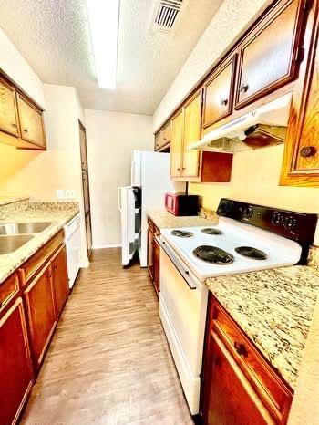 10616 Mellow Mdws # 40B, Austin, TX 78750