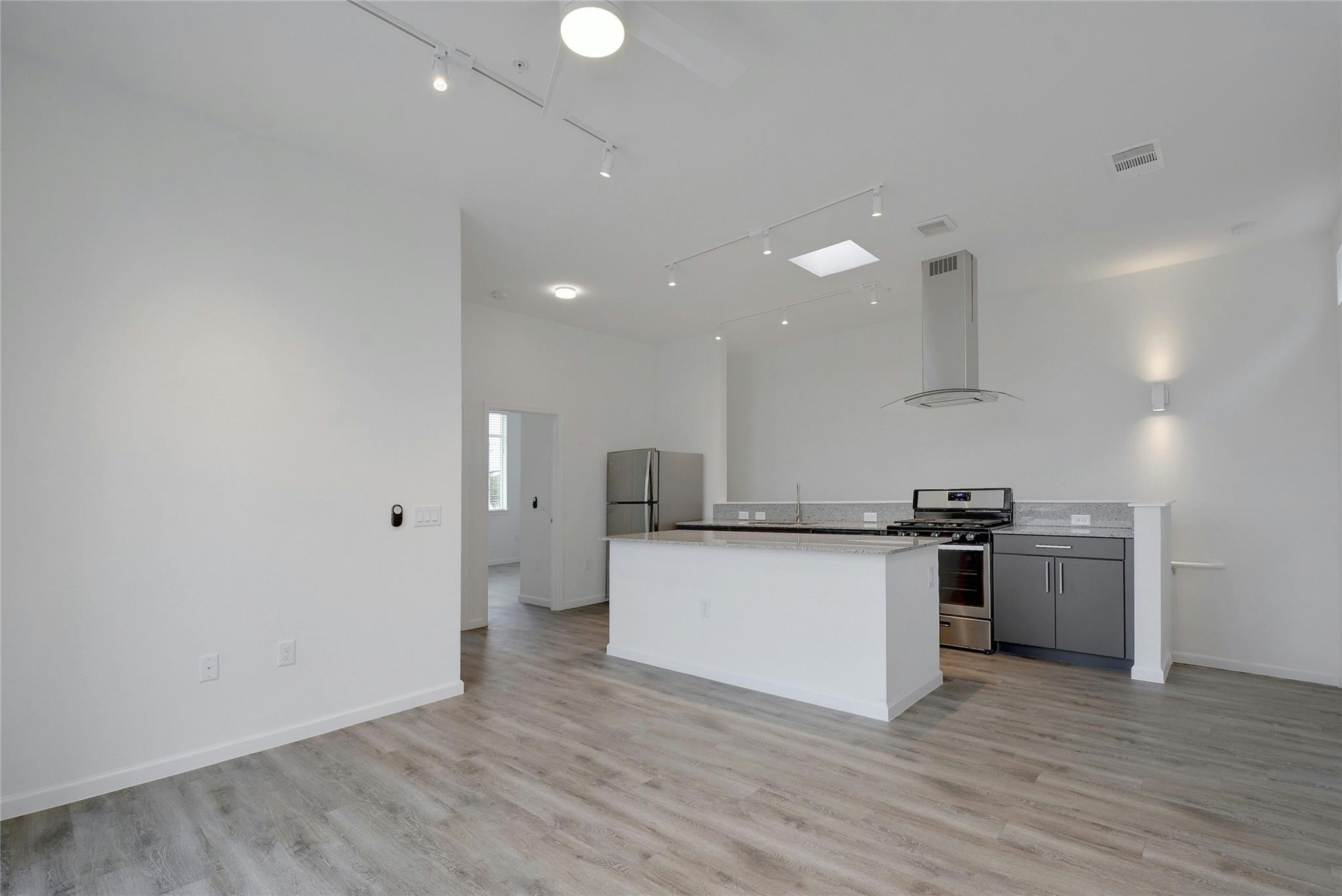 13130 Pond Springs Rd # 1105, Austin, TX 78729