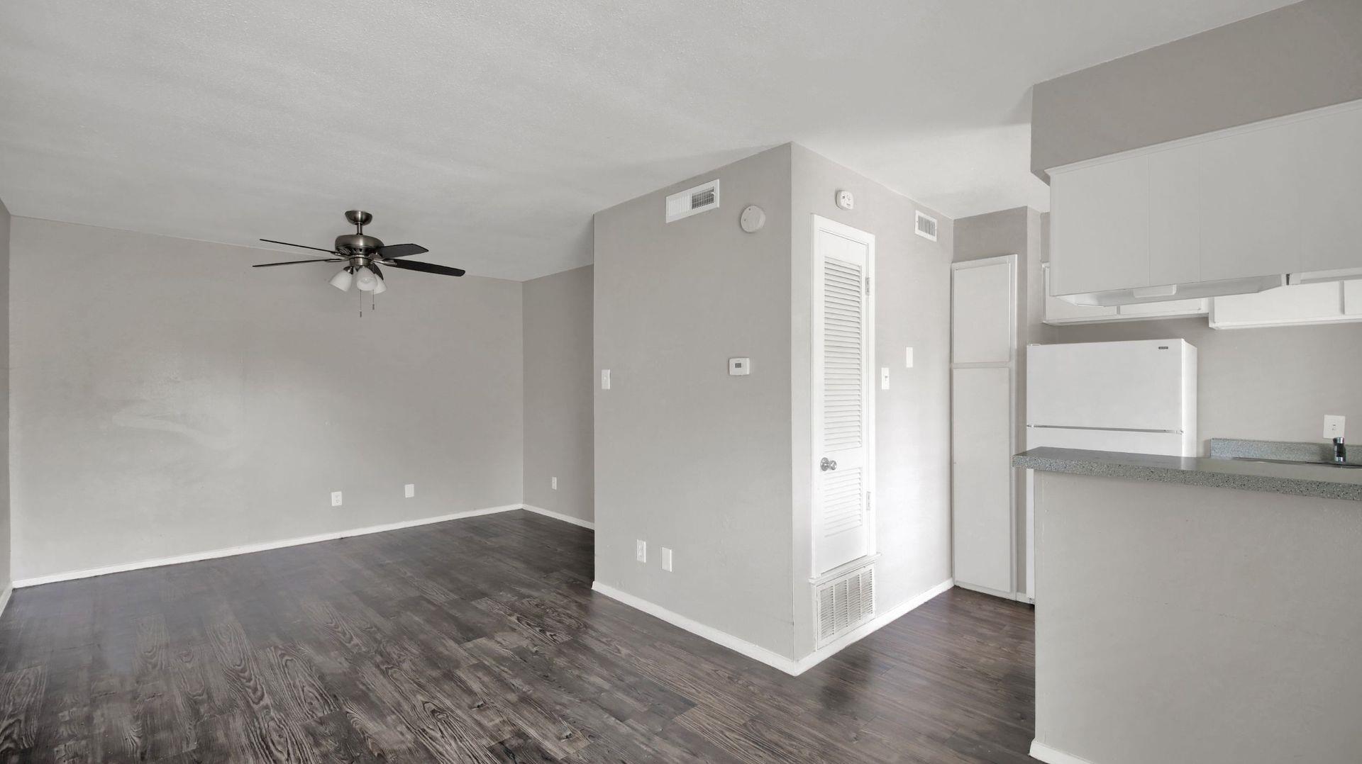 4406 Avenue C Ave # 205, Austin, TX 78751