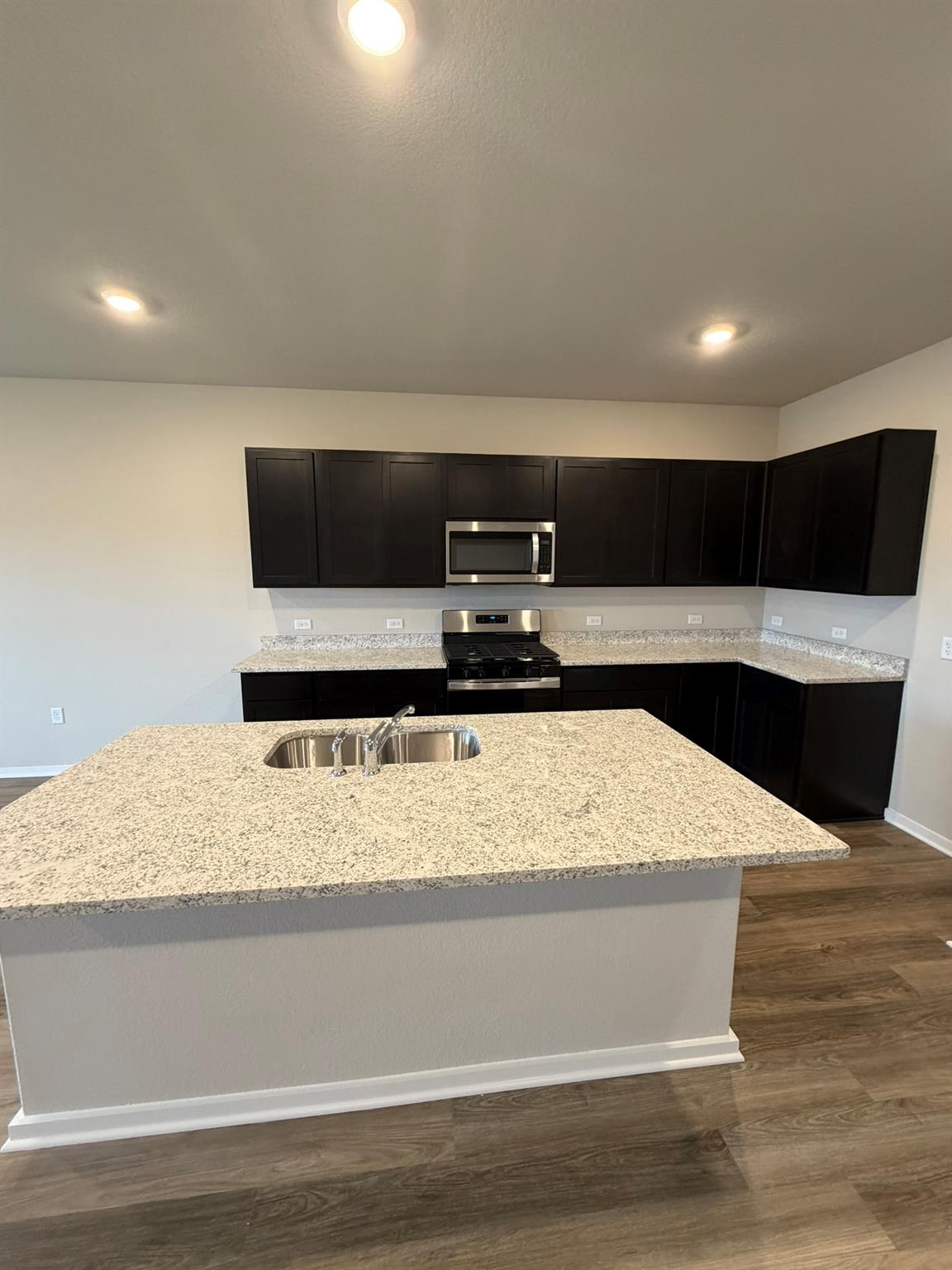 25536 Flora Bella Ln, Elgin, TX 78621