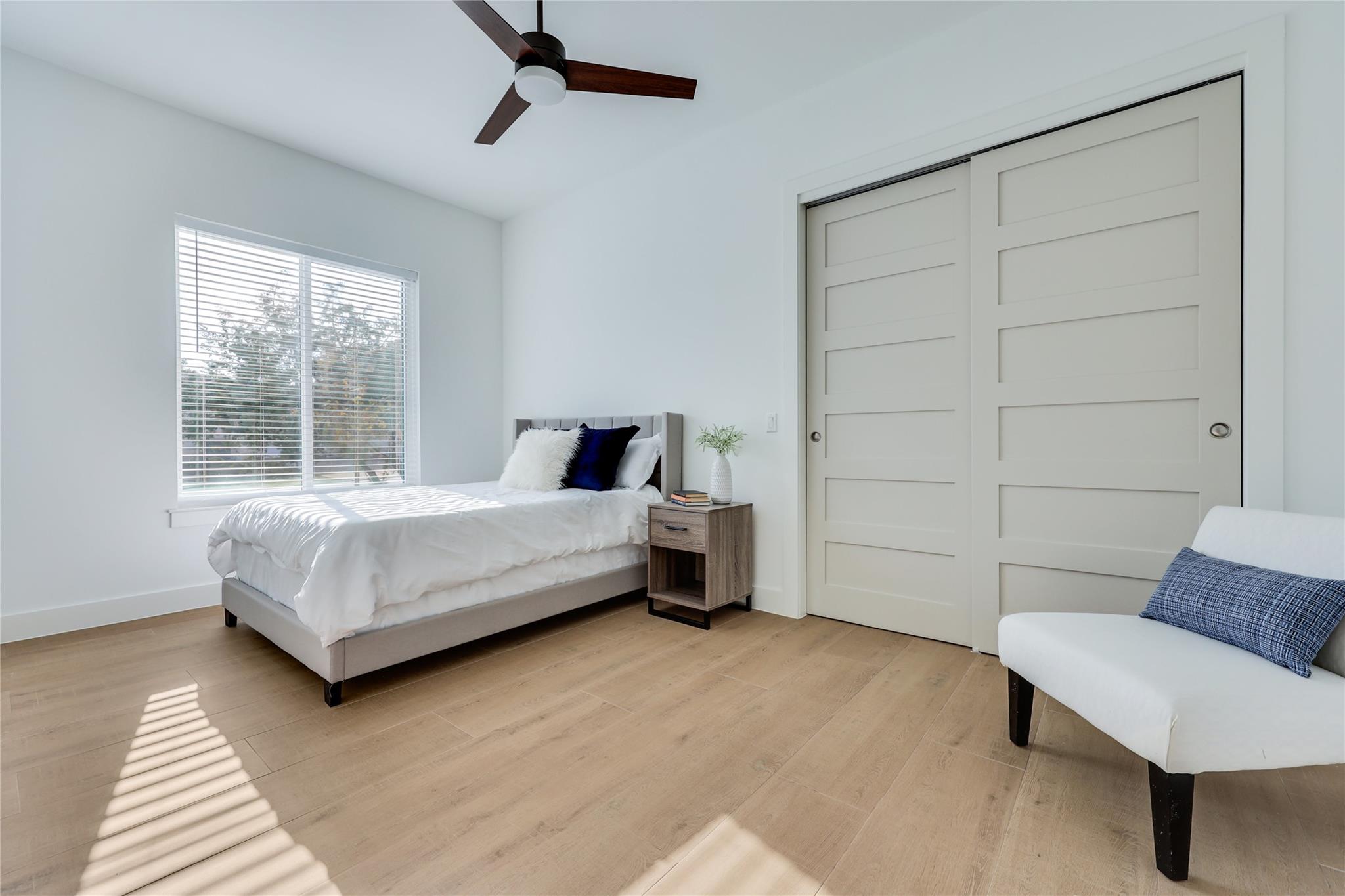 21408 Lakefront Dr, Lago Vista, TX 78645