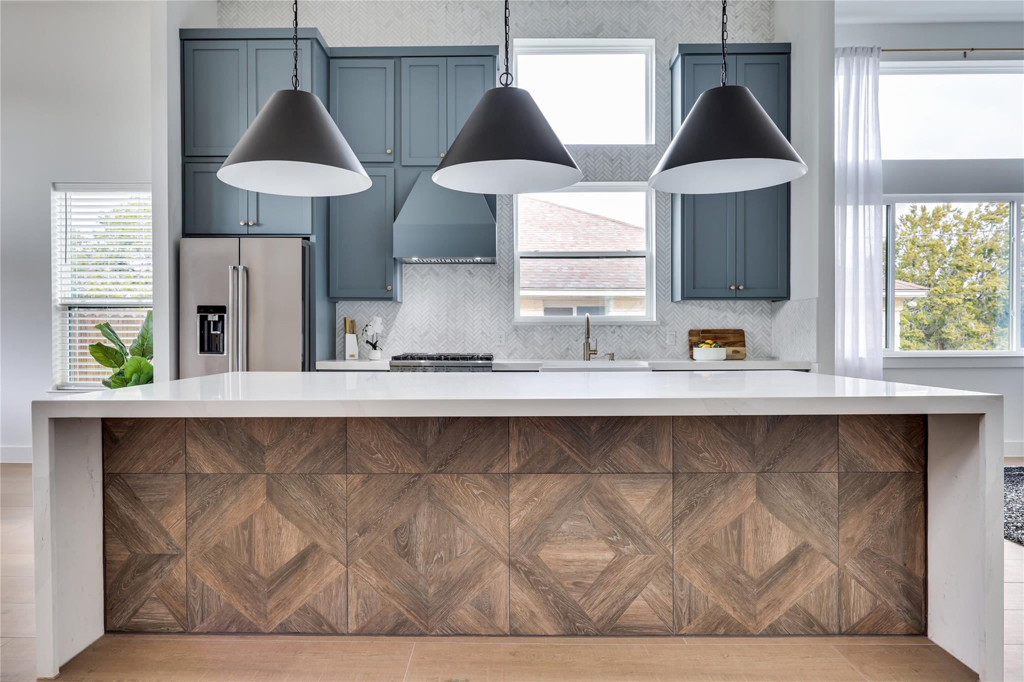 21408 Lakefront Dr, Lago Vista, TX 78645