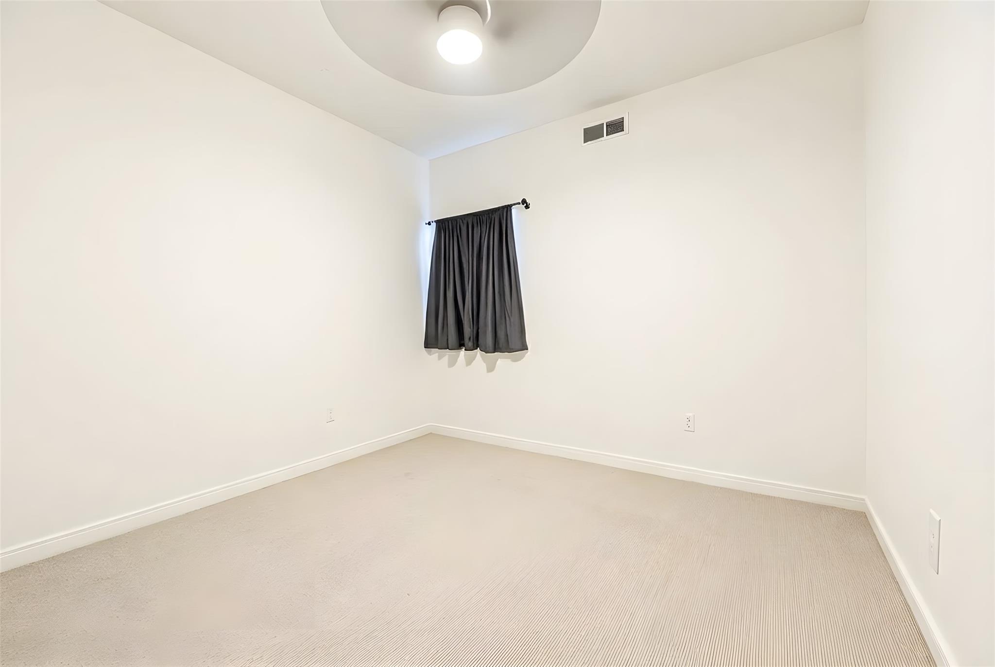 112 Flinn St, Hutto, TX 78634