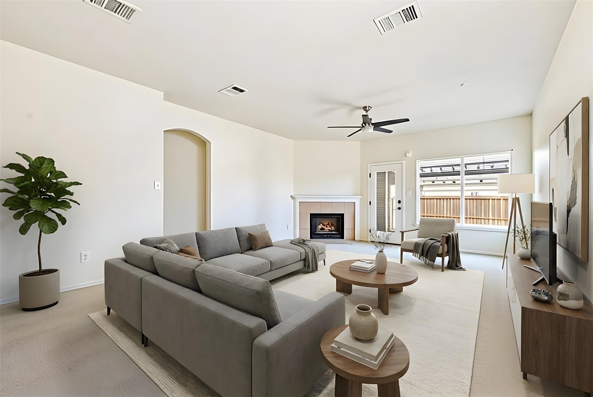 112 Flinn St, Hutto, TX 78634