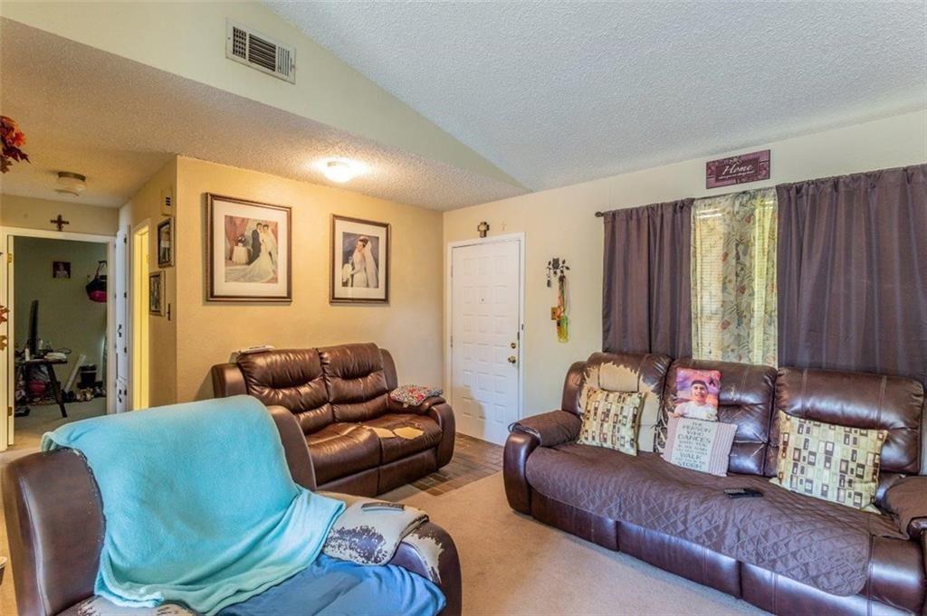 2104 Old West Pl, Round Rock, TX 78681