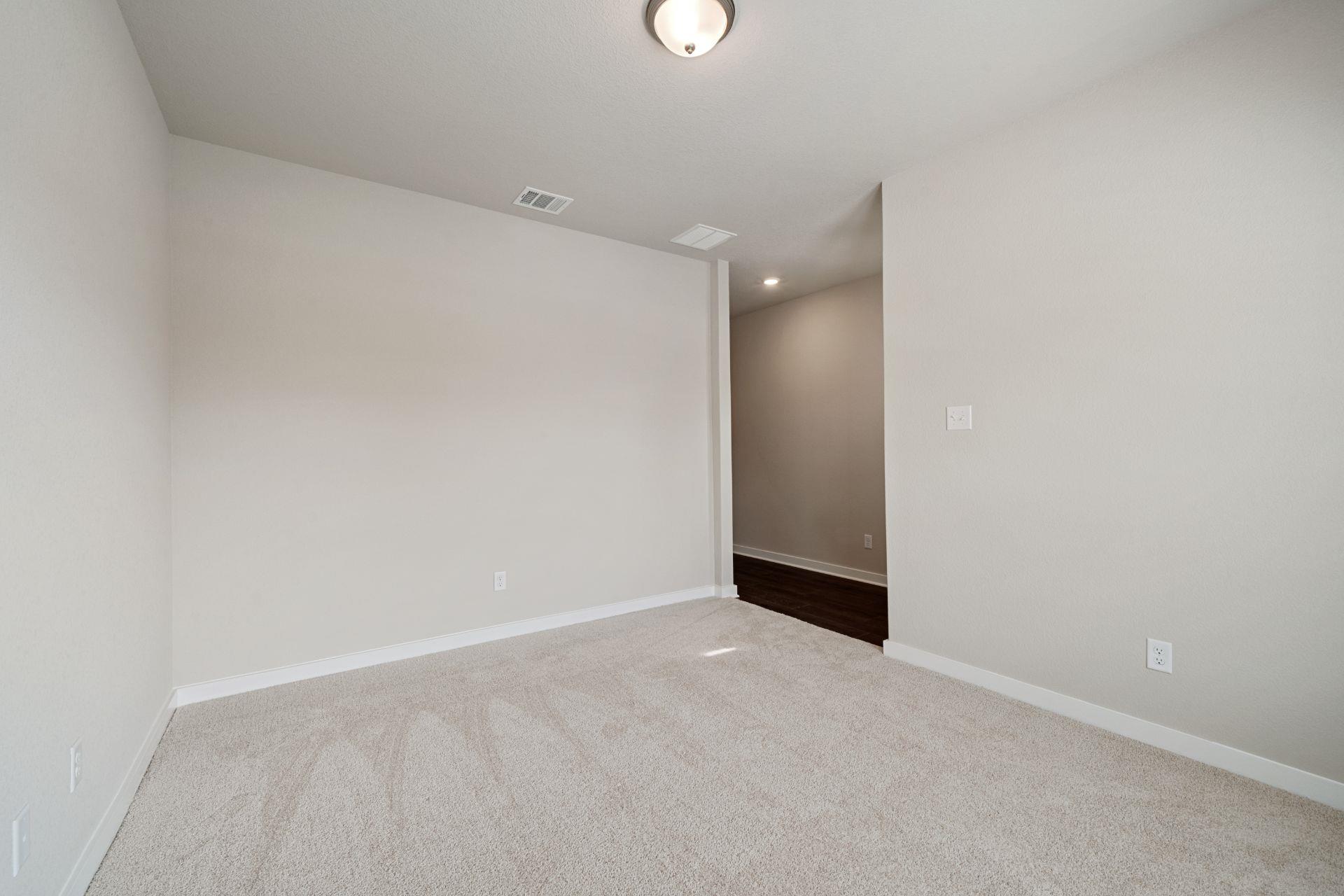 13801 Ryan Range Ln, Elgin, TX 78621