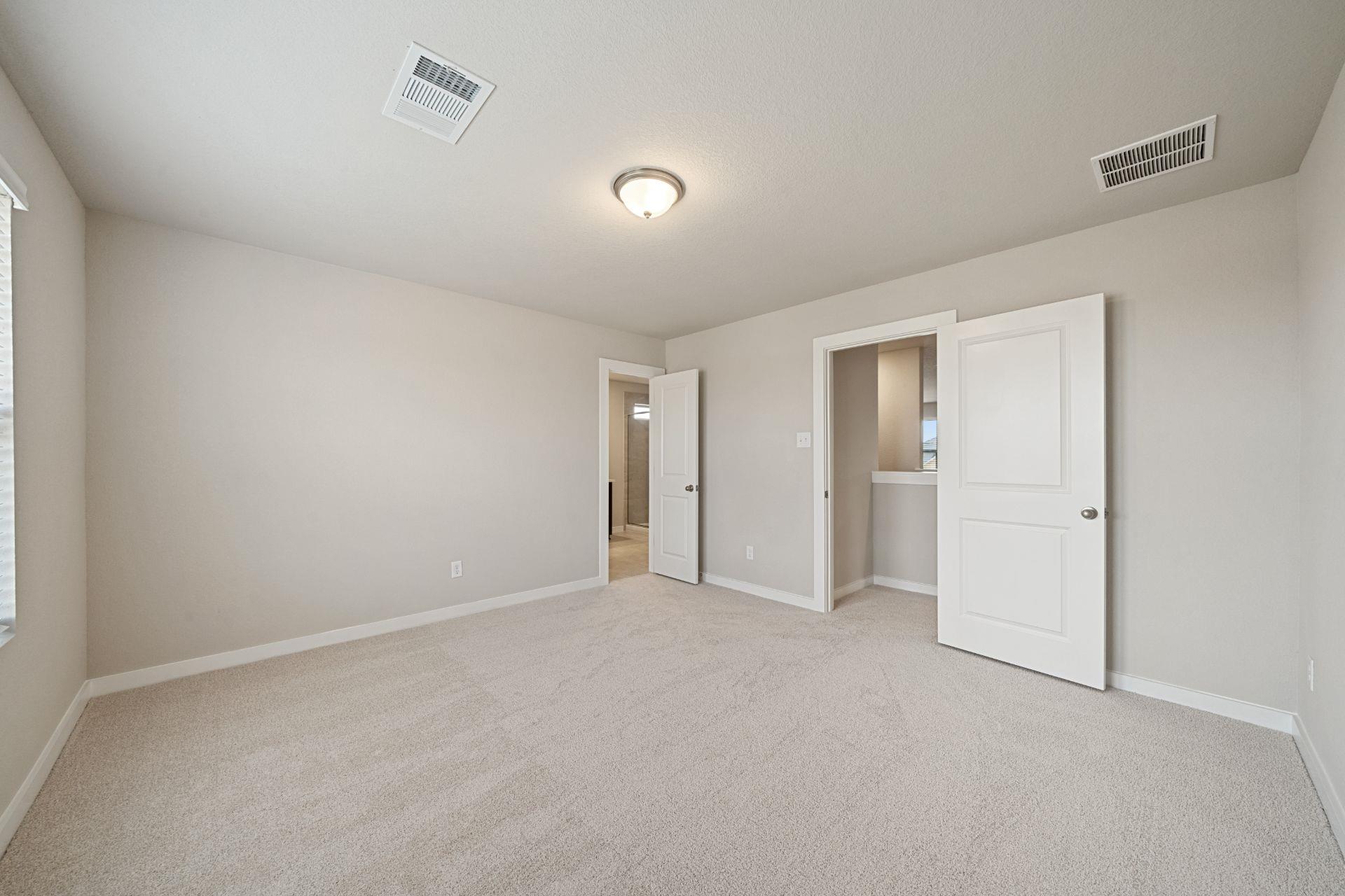 13801 Ryan Range Ln, Elgin, TX 78621