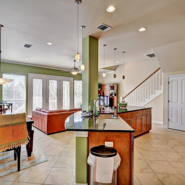 1943 Glencove Dr, Kingsland, TX 78639