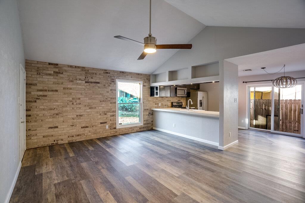 6901 Star Dr # A, Austin, TX 78745